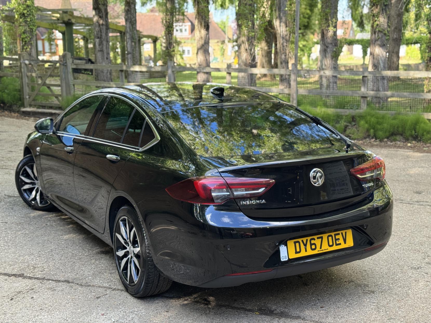 Vauxhall Insignia 1.5i Turbo Elite Nav Grand Sport 5dr Petrol Manual Euro 6 (s/s) (165 ps)