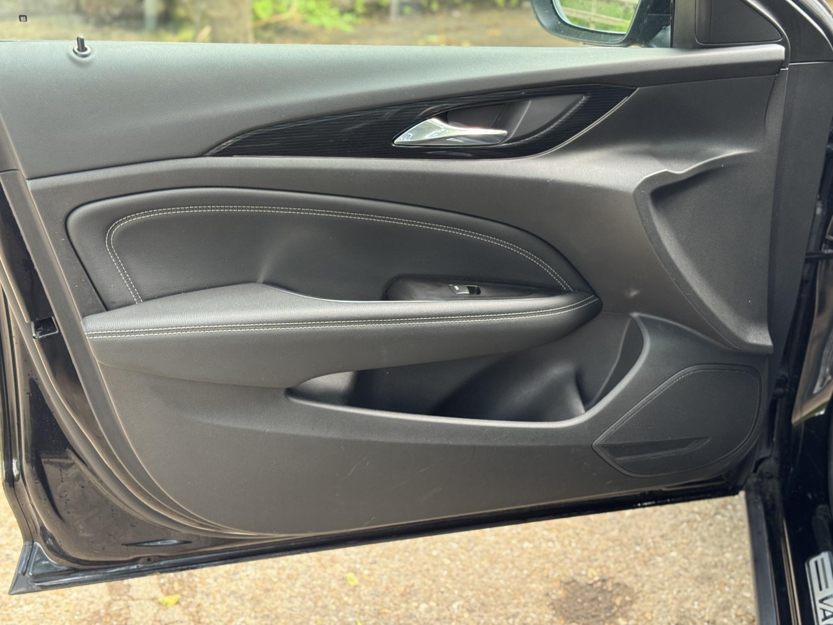 Vauxhall Insignia 1.5i Turbo Elite Nav Grand Sport 5dr Petrol Manual Euro 6 (s/s) (165 ps)