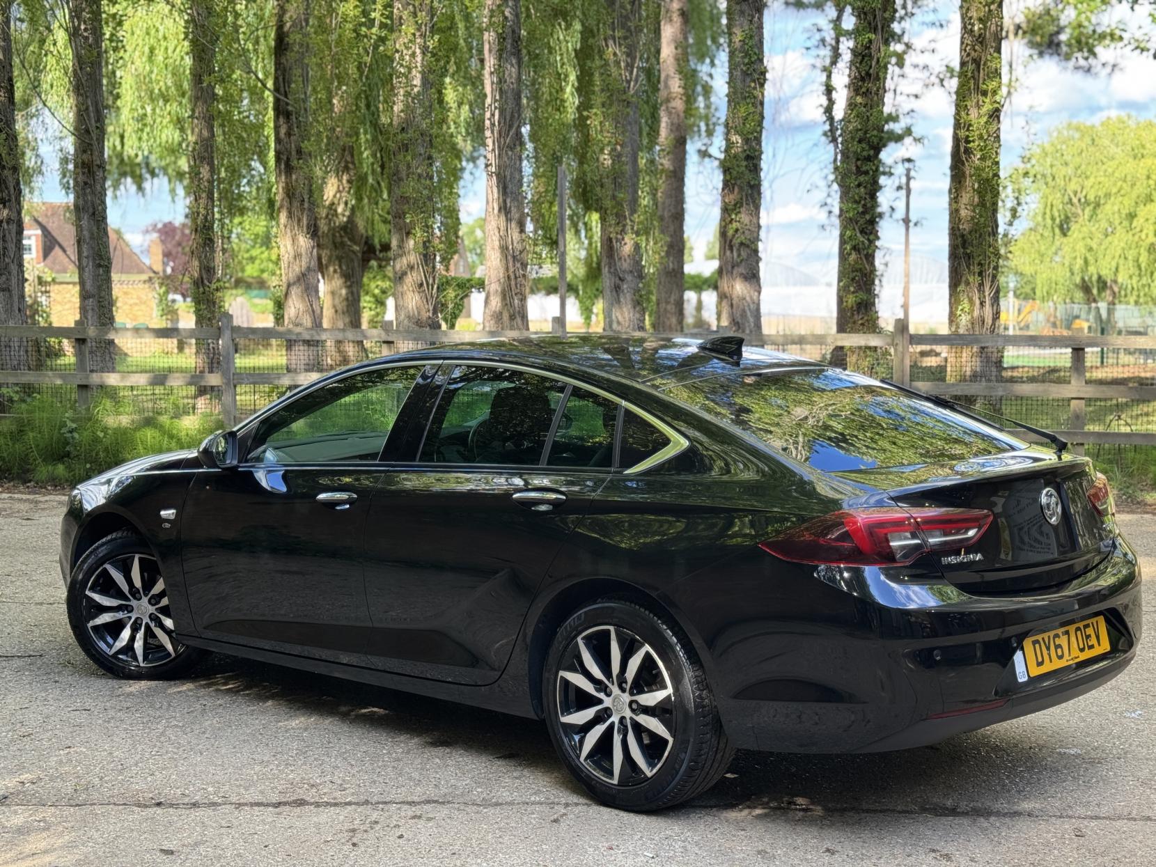 Vauxhall Insignia 1.5i Turbo Elite Nav Grand Sport 5dr Petrol Manual Euro 6 (s/s) (165 ps)