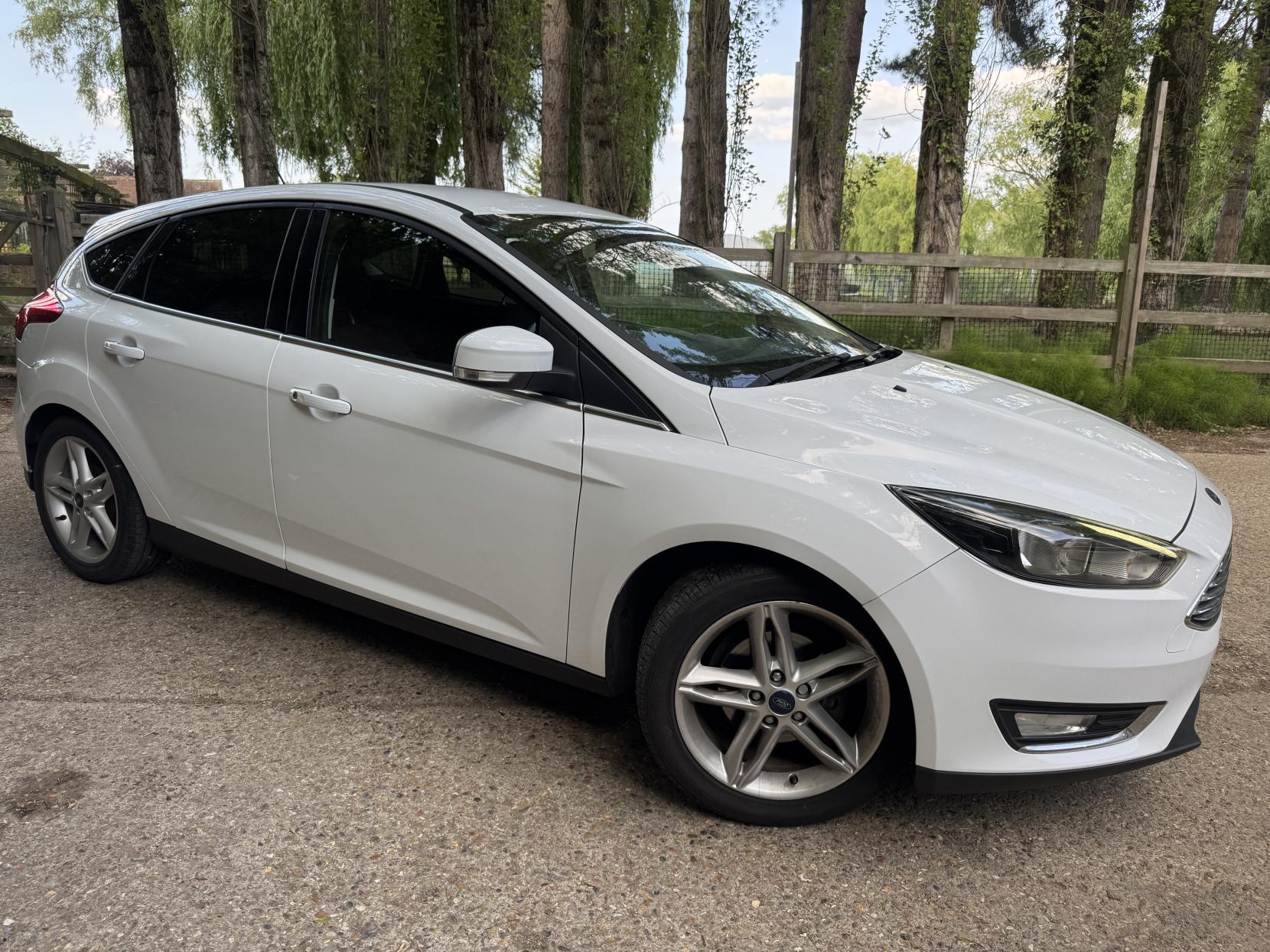 Ford Focus 1.0T EcoBoost Titanium Hatchback 5dr Petrol Manual Euro 6 (s/s) (125 ps)