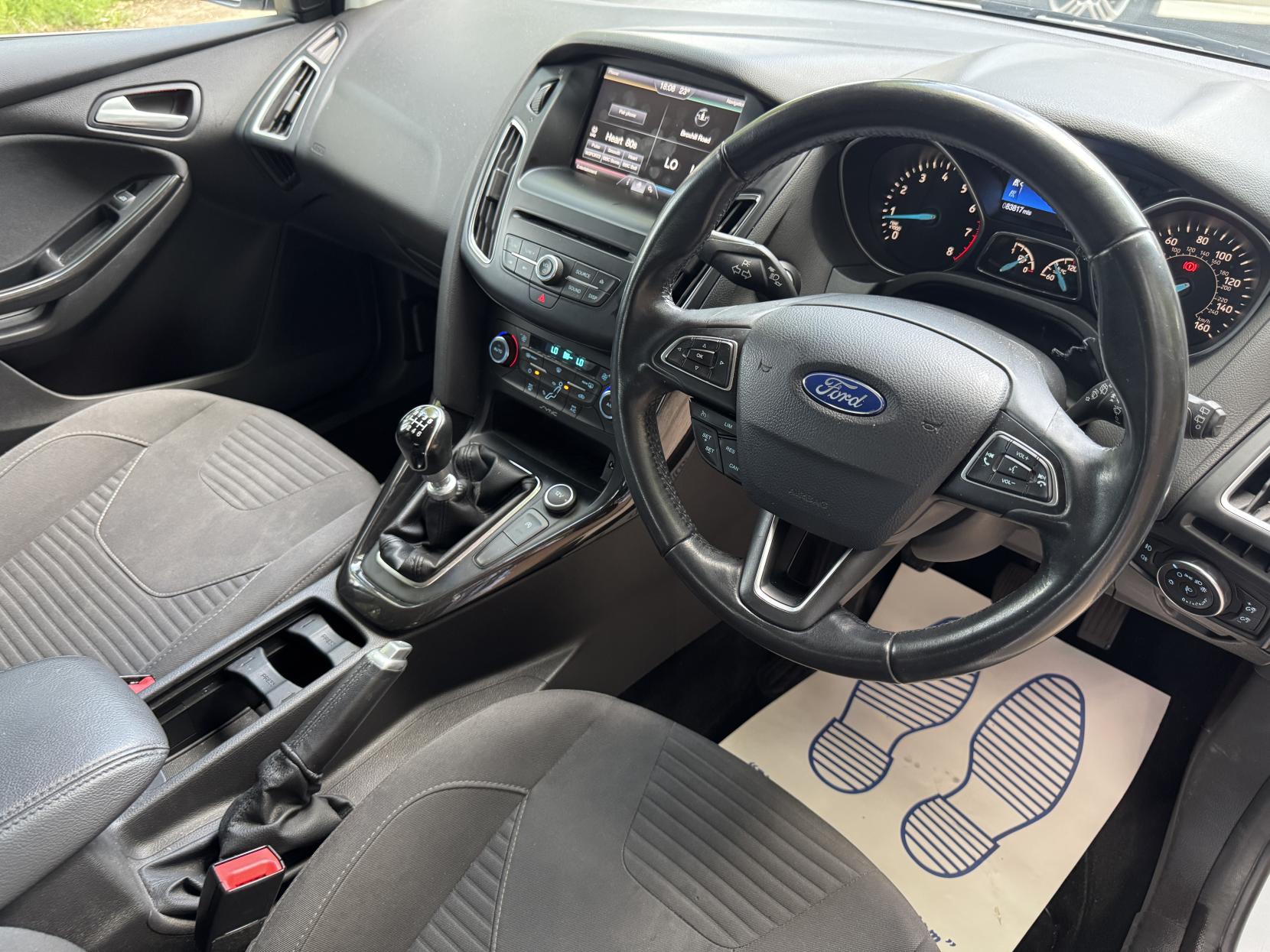 Ford Focus 1.0T EcoBoost Titanium Hatchback 5dr Petrol Manual Euro 6 (s/s) (125 ps)