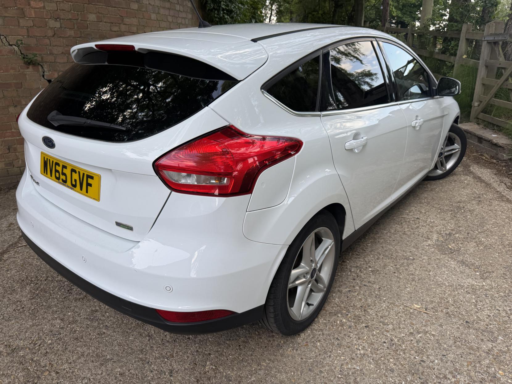 Ford Focus 1.0T EcoBoost Titanium Hatchback 5dr Petrol Manual Euro 6 (s/s) (125 ps)