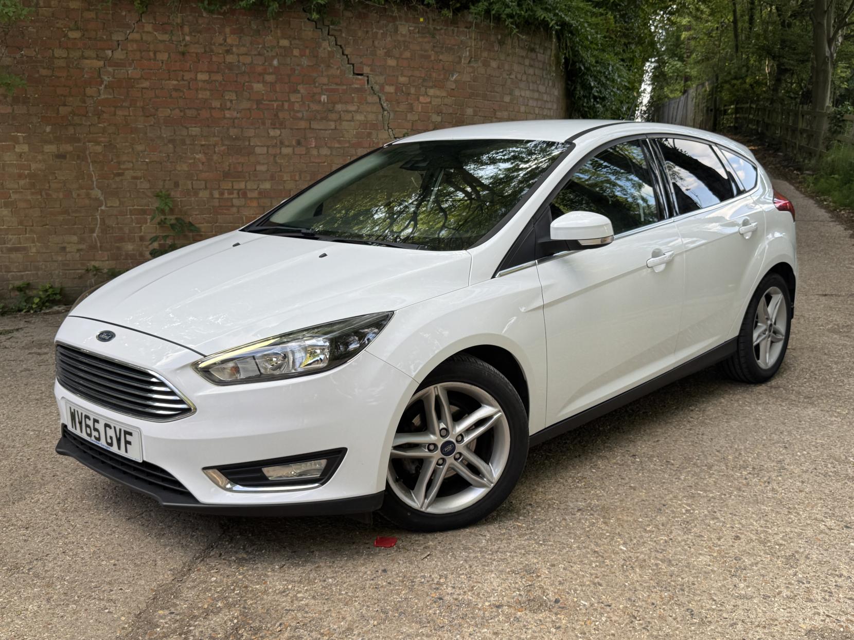 Ford Focus 1.0T EcoBoost Titanium Hatchback 5dr Petrol Manual Euro 6 (s/s) (125 ps)