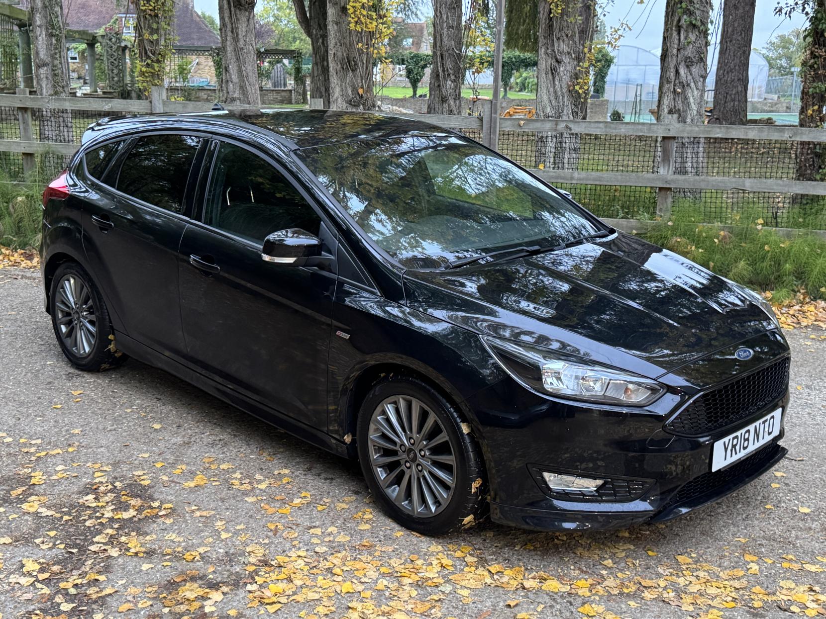 Ford Focus 1.0T EcoBoost ST-Line Hatchback 5dr Petrol Manual Euro 6 (s/s) (140 ps)