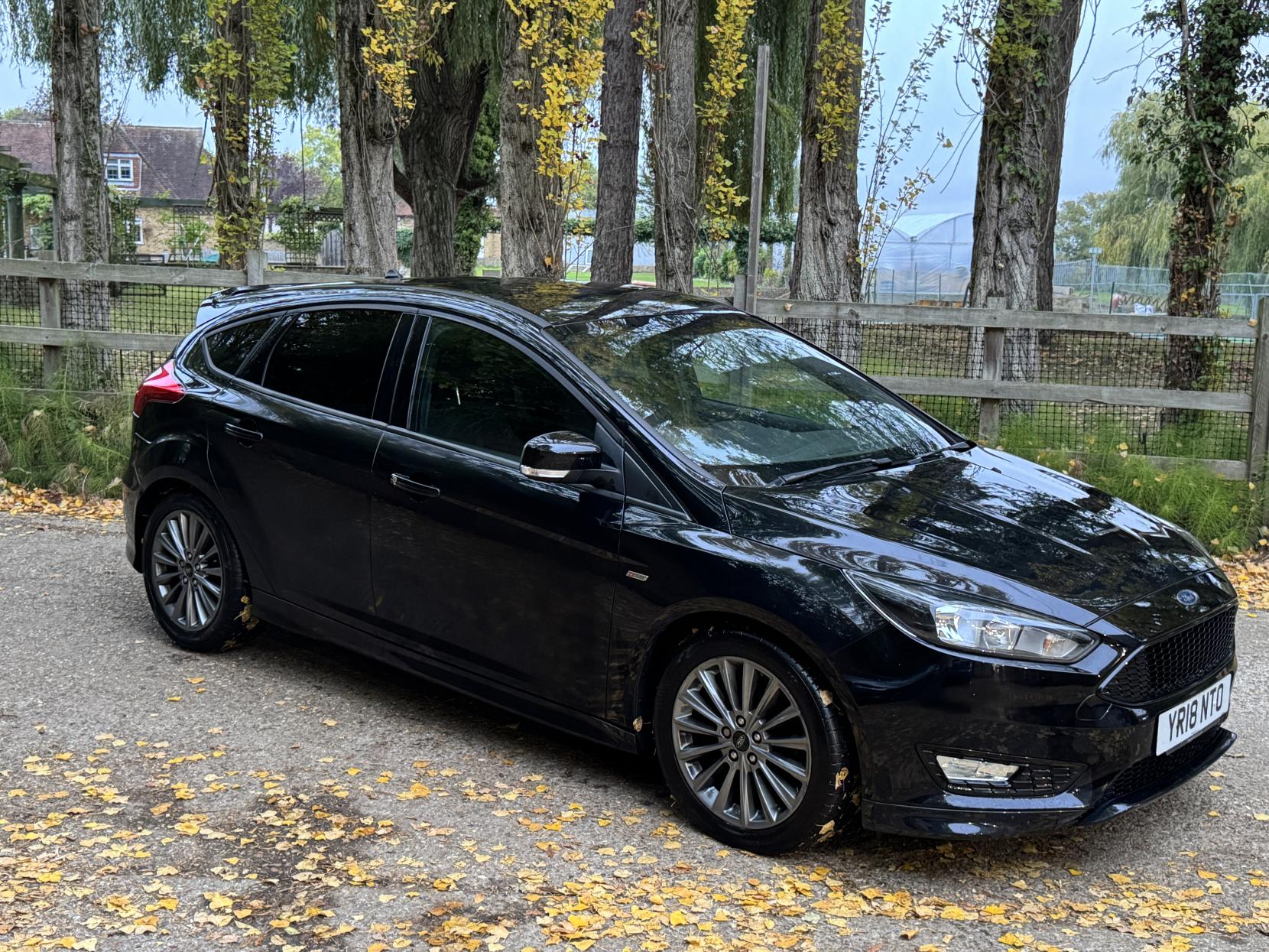 Ford Focus 1.0T EcoBoost ST-Line Hatchback 5dr Petrol Manual Euro 6 (s/s) (140 ps)