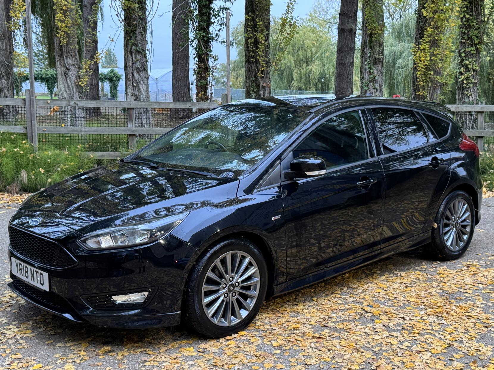 Ford Focus 1.0T EcoBoost ST-Line Hatchback 5dr Petrol Manual Euro 6 (s/s) (140 ps)