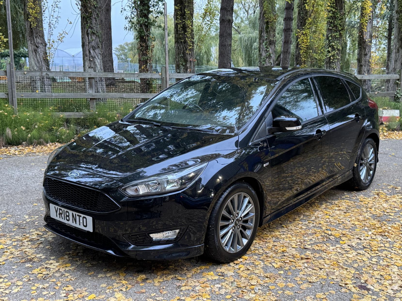 Ford Focus 1.0T EcoBoost ST-Line Hatchback 5dr Petrol Manual Euro 6 (s/s) (140 ps)