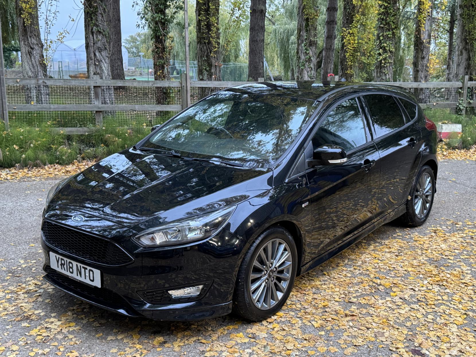 Ford Focus 1.0T EcoBoost ST-Line Hatchback 5dr Petrol Manual Euro 6 (s/s) (140 ps)