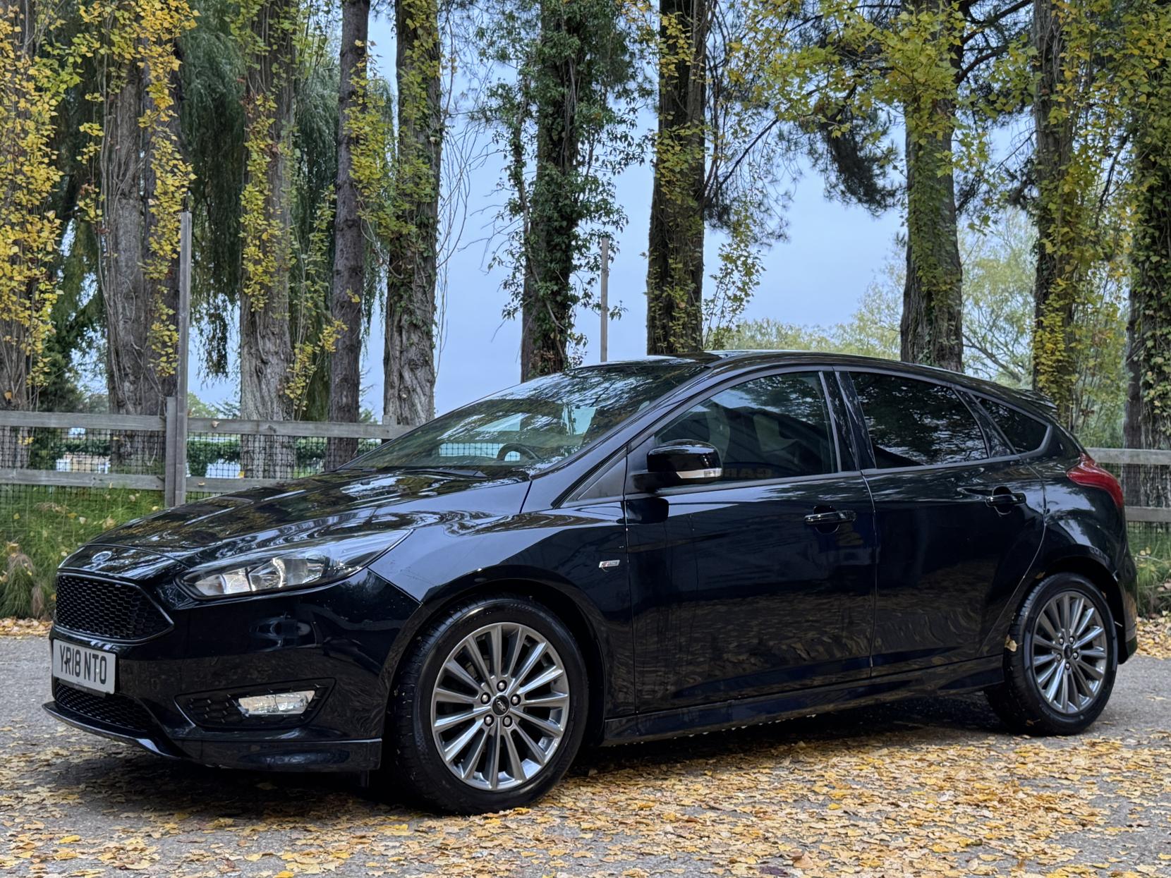 Ford Focus 1.0T EcoBoost ST-Line Hatchback 5dr Petrol Manual Euro 6 (s/s) (140 ps)