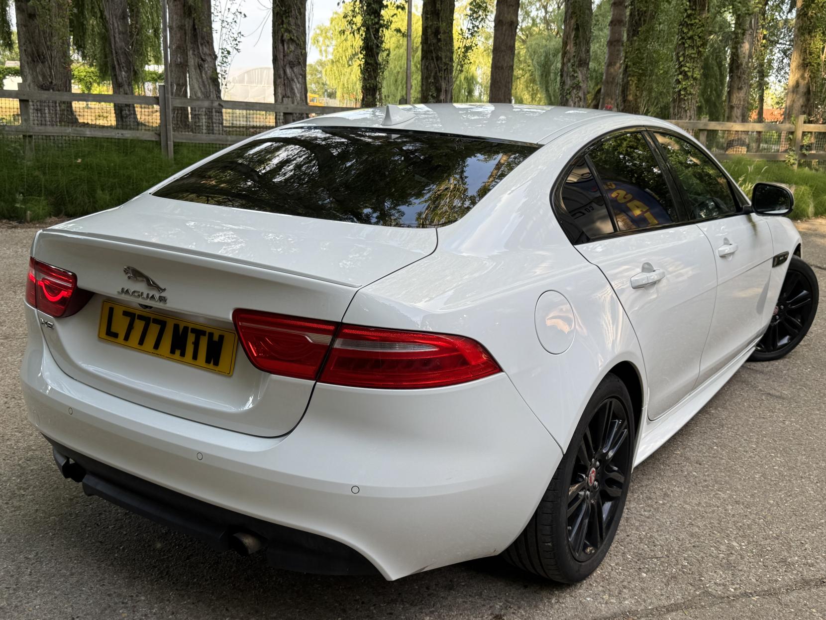Jaguar XE 2.0 GTDi R-Sport Saloon 4dr Petrol Auto Euro 6 (s/s) (240 ps)
