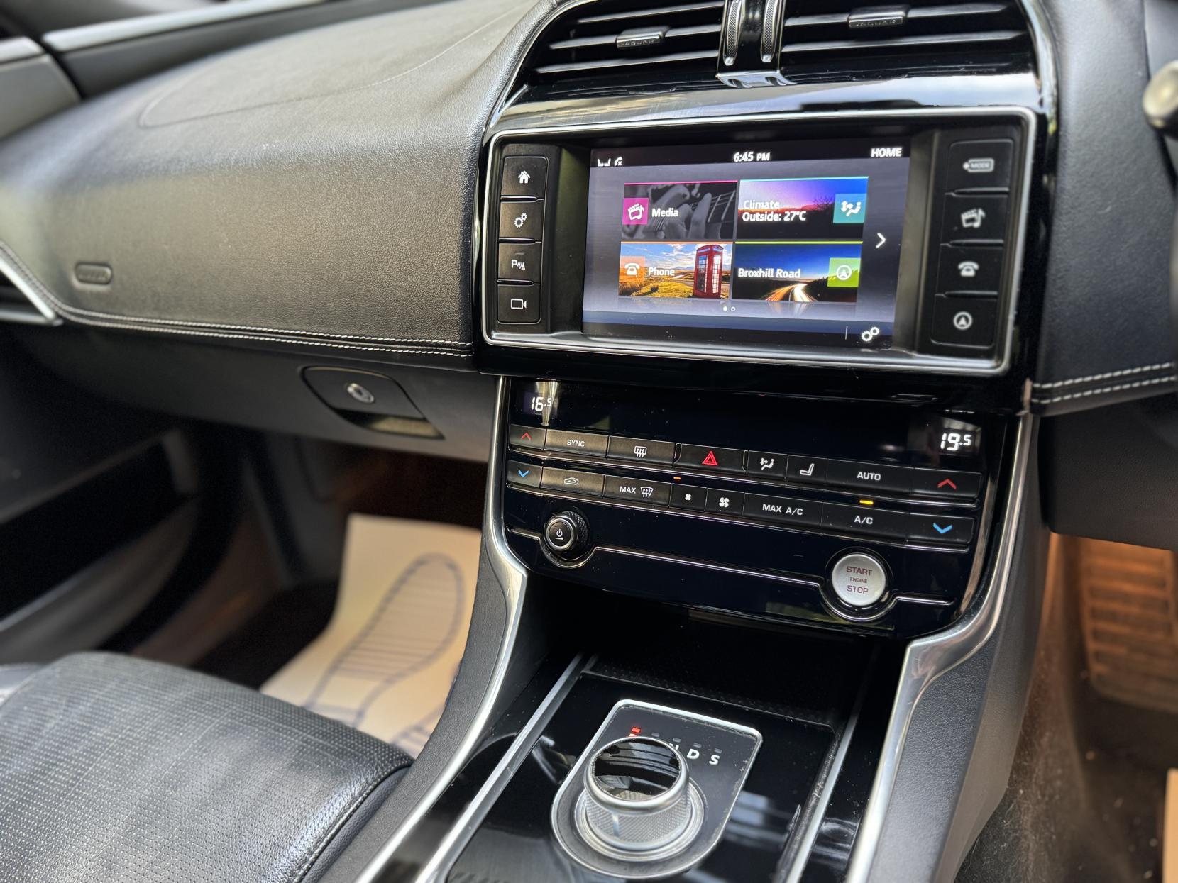 Jaguar XE 2.0 GTDi R-Sport Saloon 4dr Petrol Auto Euro 6 (s/s) (240 ps)