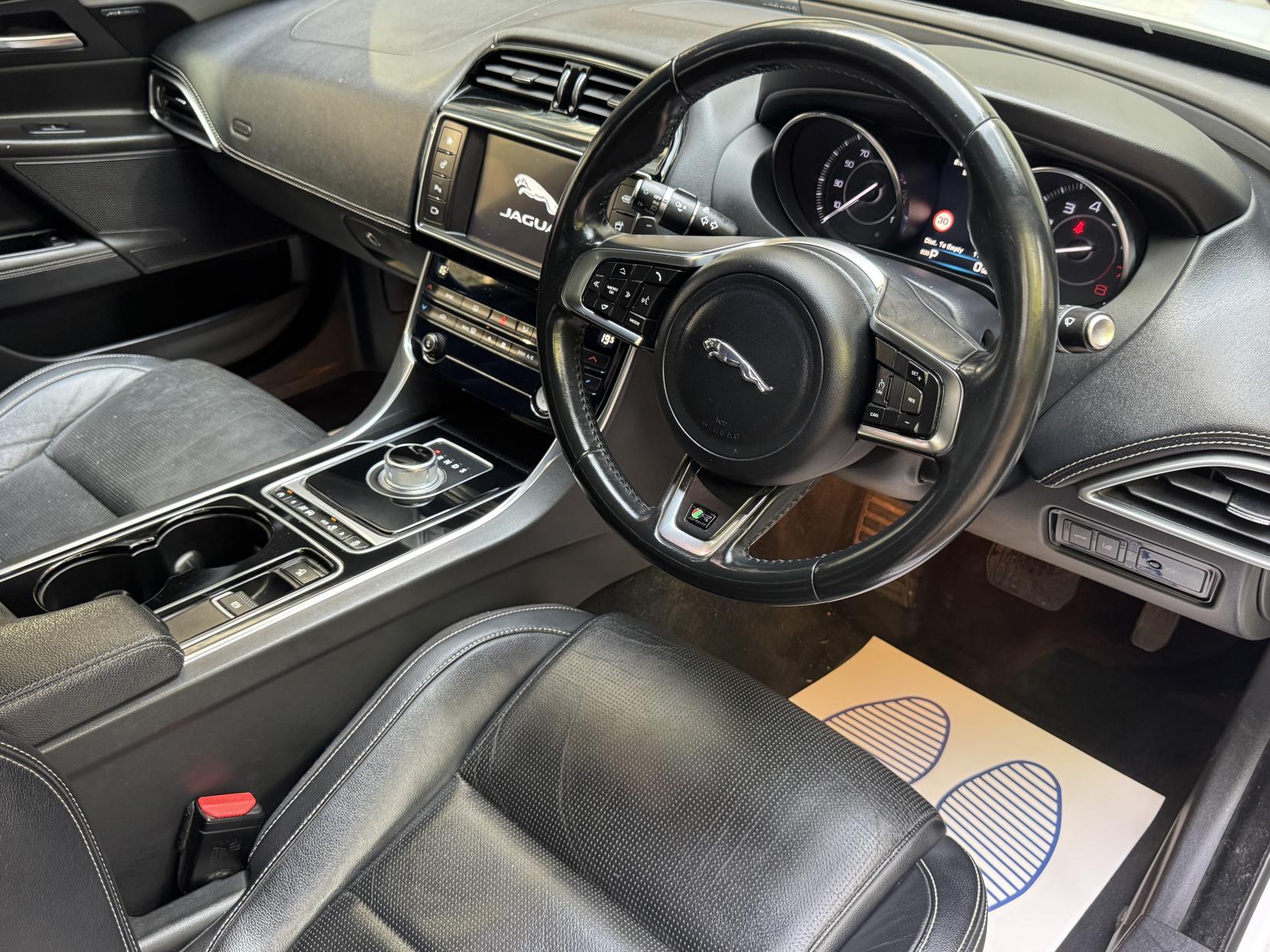 Jaguar XE 2.0 GTDi R-Sport Saloon 4dr Petrol Auto Euro 6 (s/s) (240 ps)