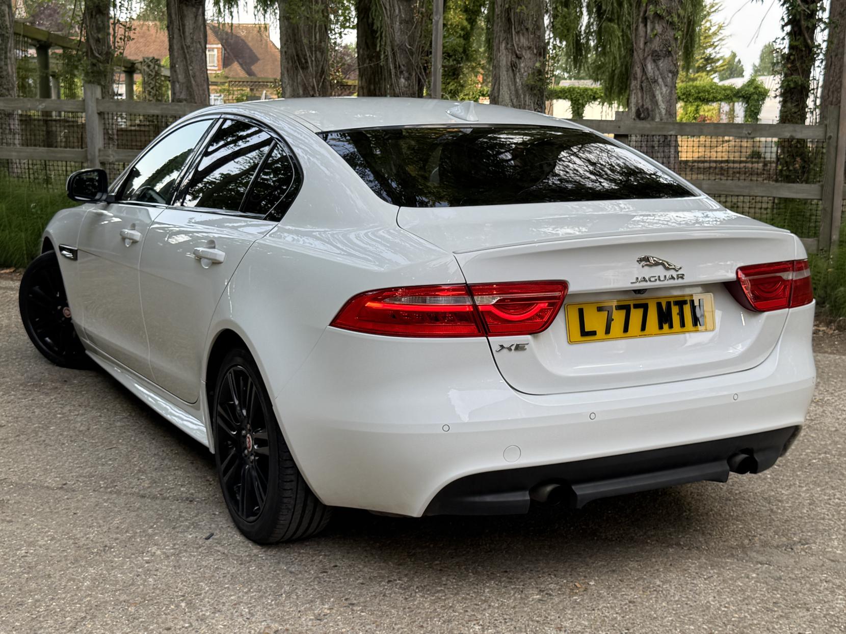 Jaguar XE 2.0 GTDi R-Sport Saloon 4dr Petrol Auto Euro 6 (s/s) (240 ps)
