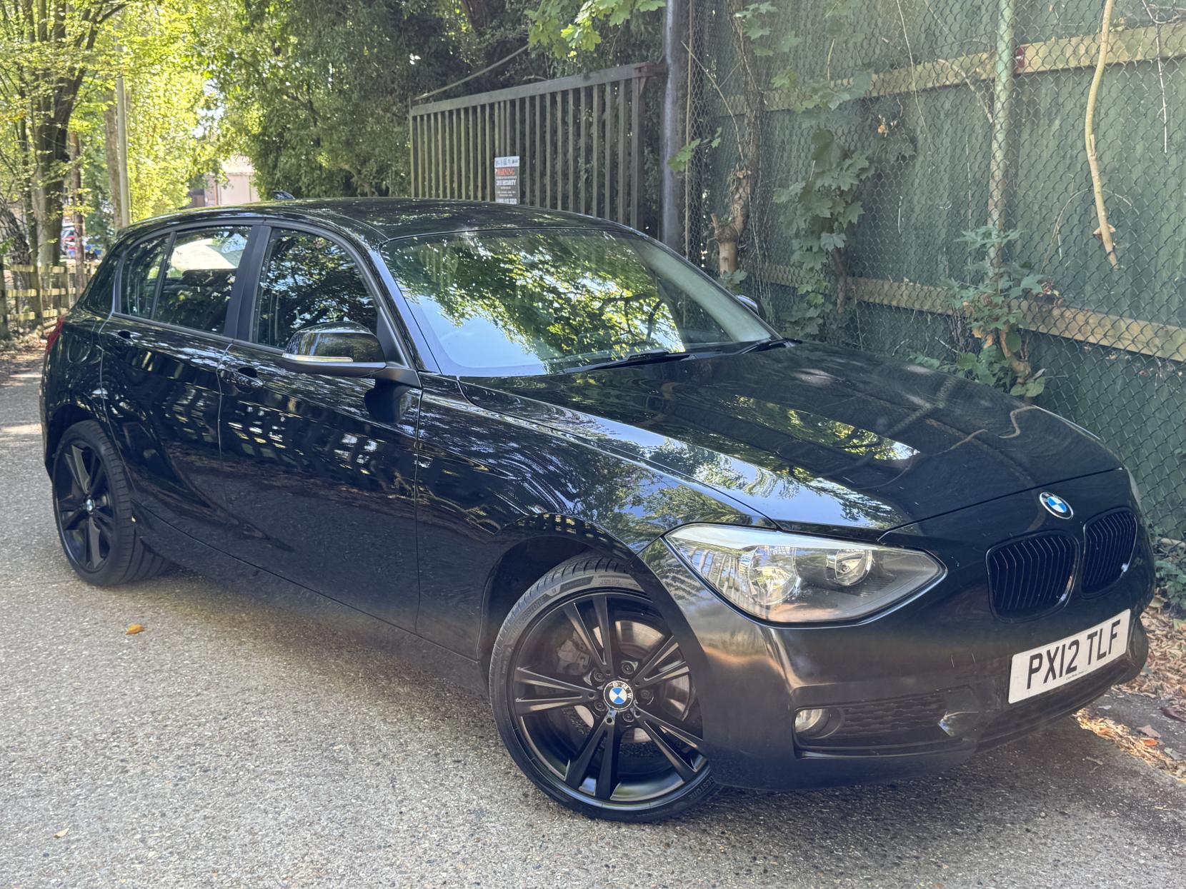BMW 1 Series 1.6 118i Urban Hatchback 5dr Petrol Manual Euro 5 (s/s) (170 ps)