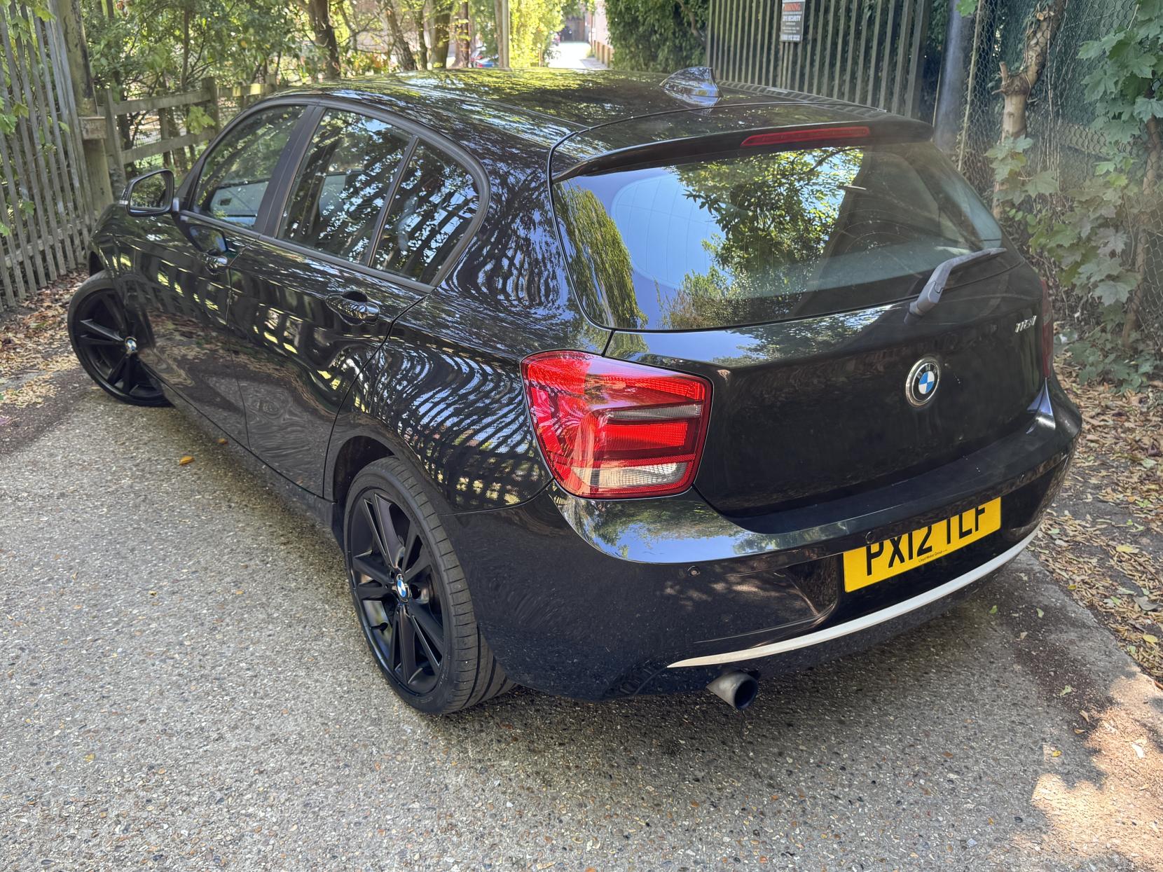 BMW 1 Series 1.6 118i Urban Hatchback 5dr Petrol Manual Euro 5 (s/s) (170 ps)
