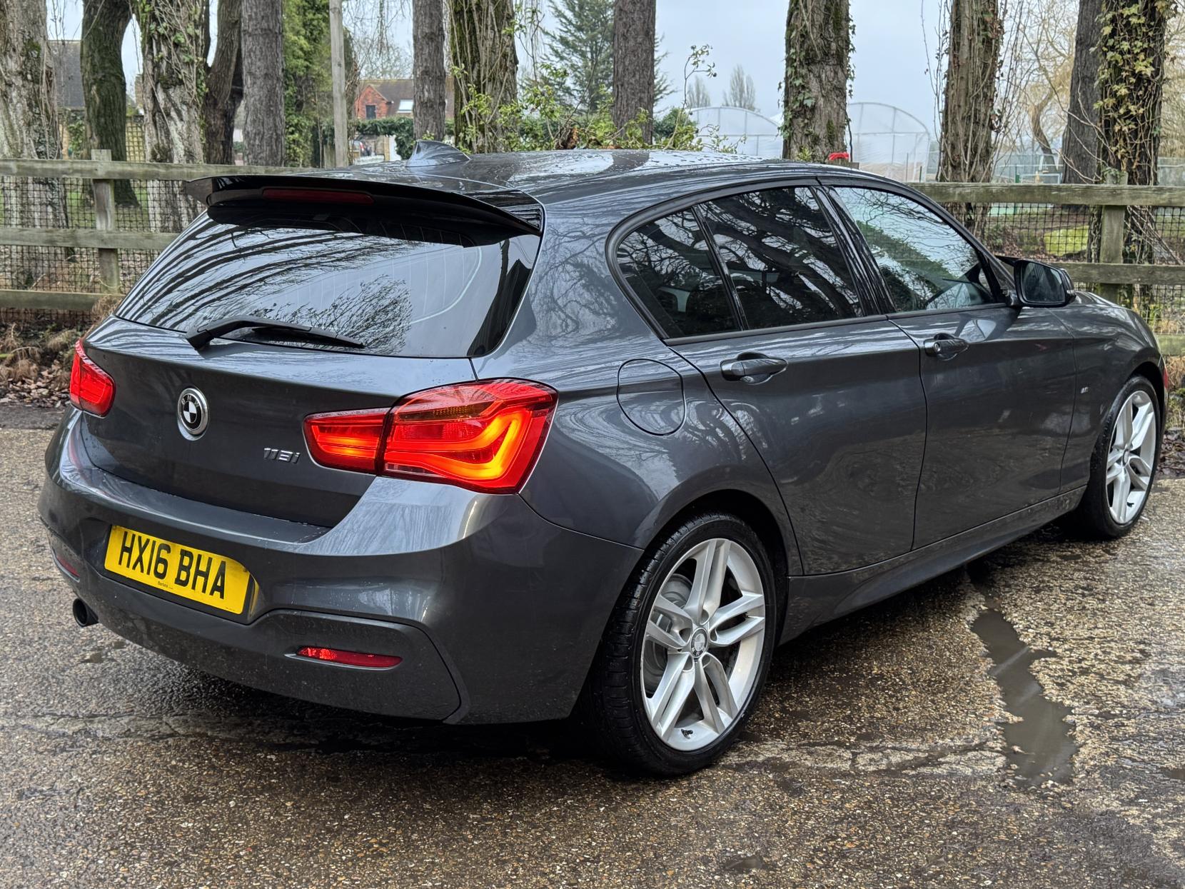 BMW 1 Series 1.5 118i M Sport Hatchback 5dr Petrol Manual Euro 6 (s/s) (136 ps)