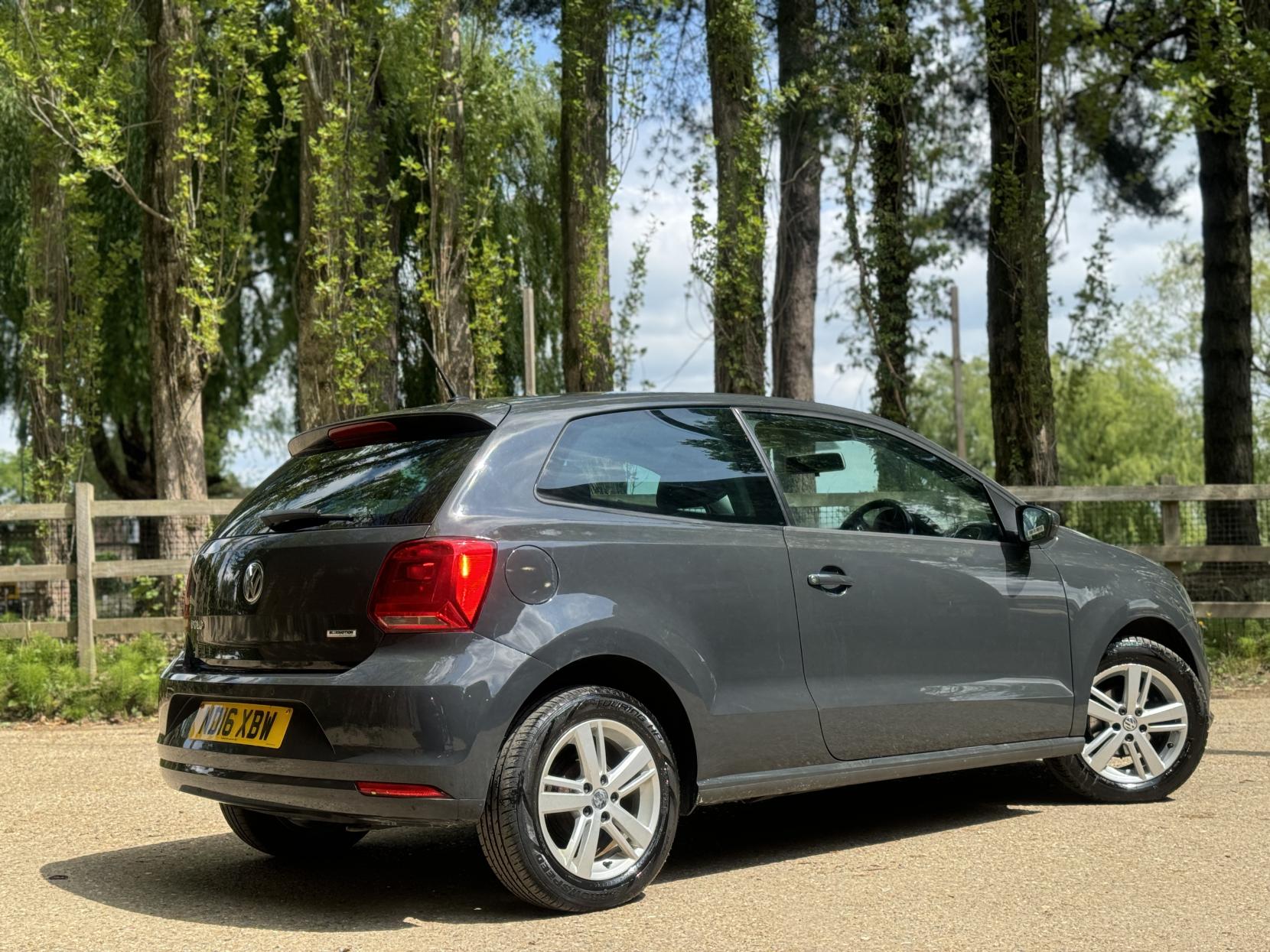 Volkswagen Polo 1.0 BlueMotion Tech Match Hatchback 3dr Petrol Manual Euro 6 (s/s) (60 ps)