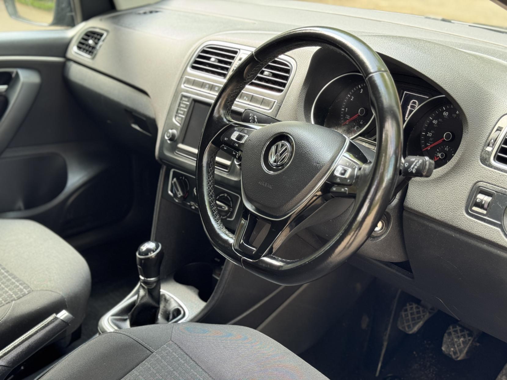 Volkswagen Polo 1.0 BlueMotion Tech Match Hatchback 3dr Petrol Manual Euro 6 (s/s) (60 ps)