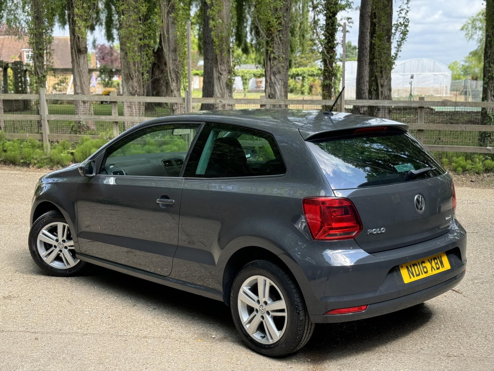 Volkswagen Polo 1.0 BlueMotion Tech Match Hatchback 3dr Petrol Manual Euro 6 (s/s) (60 ps)