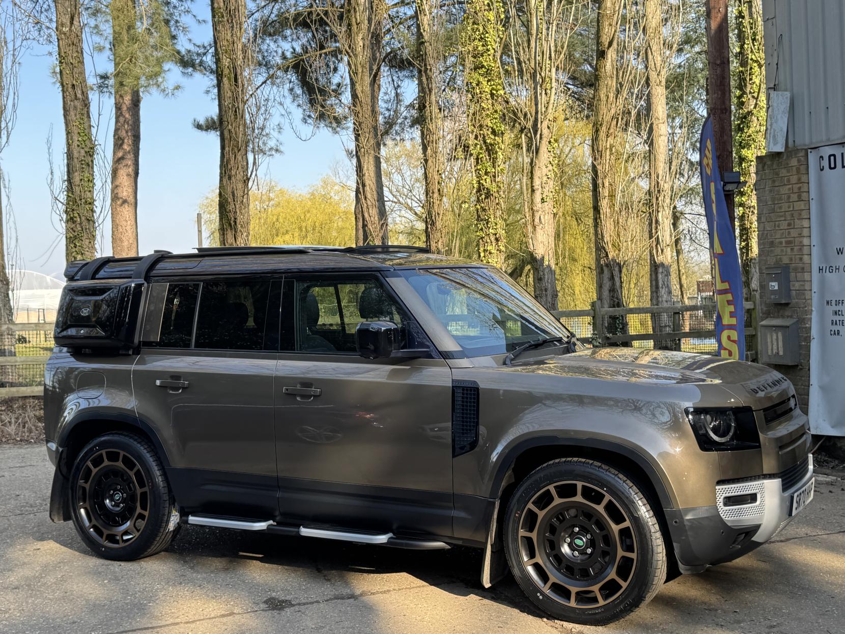 Land Rover Defender 110 2.0 SD4 First Edition SUV 5dr Diesel Auto 4WD Euro 6 (s/s) (240 ps)