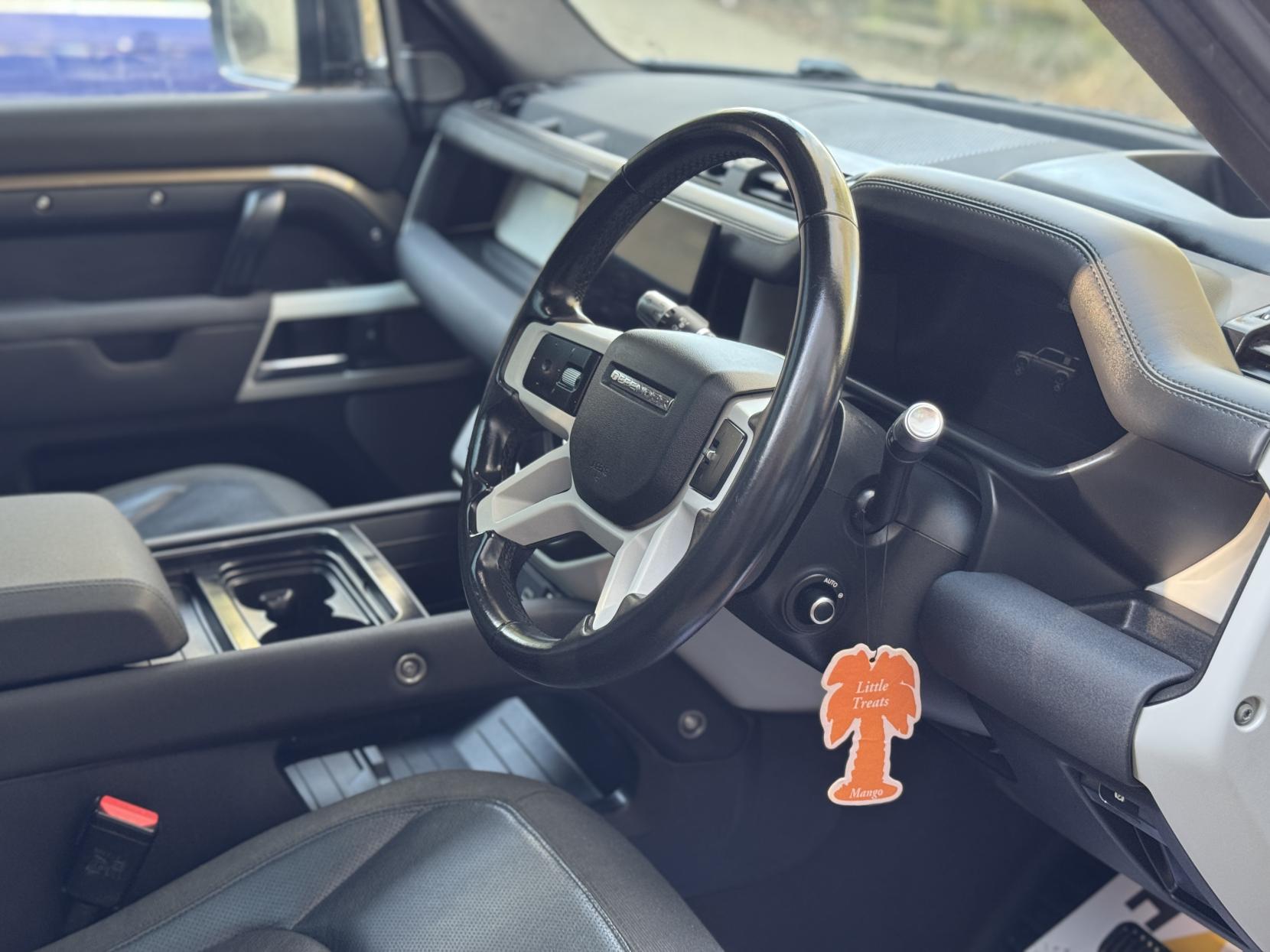 Land Rover Defender 110 2.0 SD4 First Edition SUV 5dr Diesel Auto 4WD Euro 6 (s/s) (240 ps)