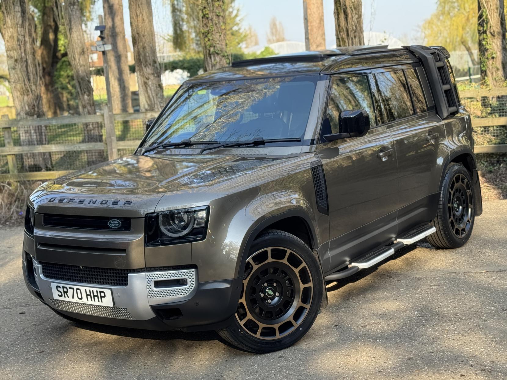 Land Rover Defender 110 2.0 SD4 First Edition SUV 5dr Diesel Auto 4WD Euro 6 (s/s) (240 ps)