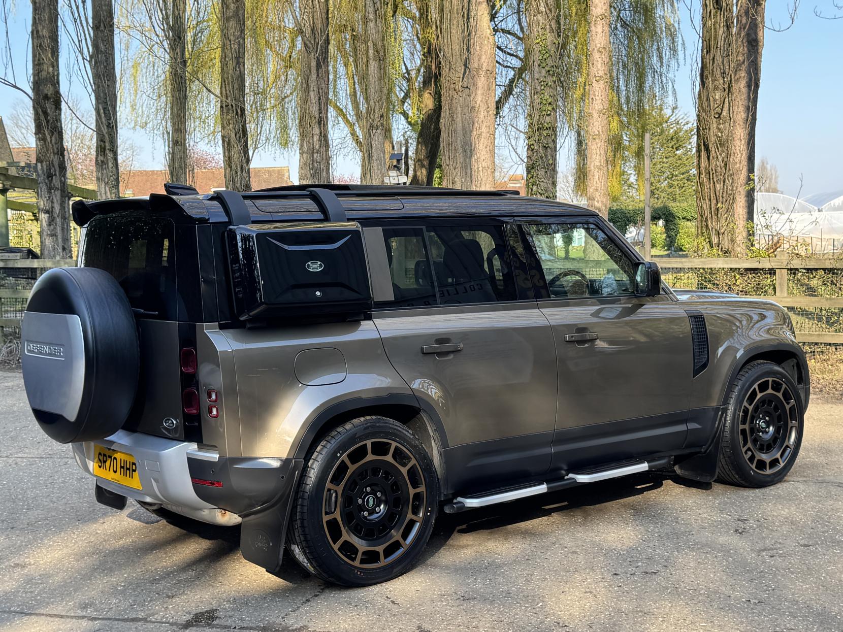 Land Rover Defender 110 2.0 SD4 First Edition SUV 5dr Diesel Auto 4WD Euro 6 (s/s) (240 ps)