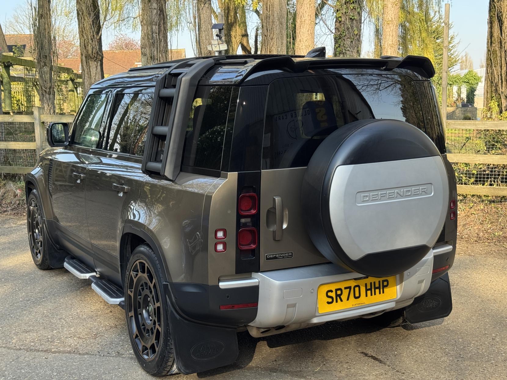 Land Rover Defender 110 2.0 SD4 First Edition SUV 5dr Diesel Auto 4WD Euro 6 (s/s) (240 ps)