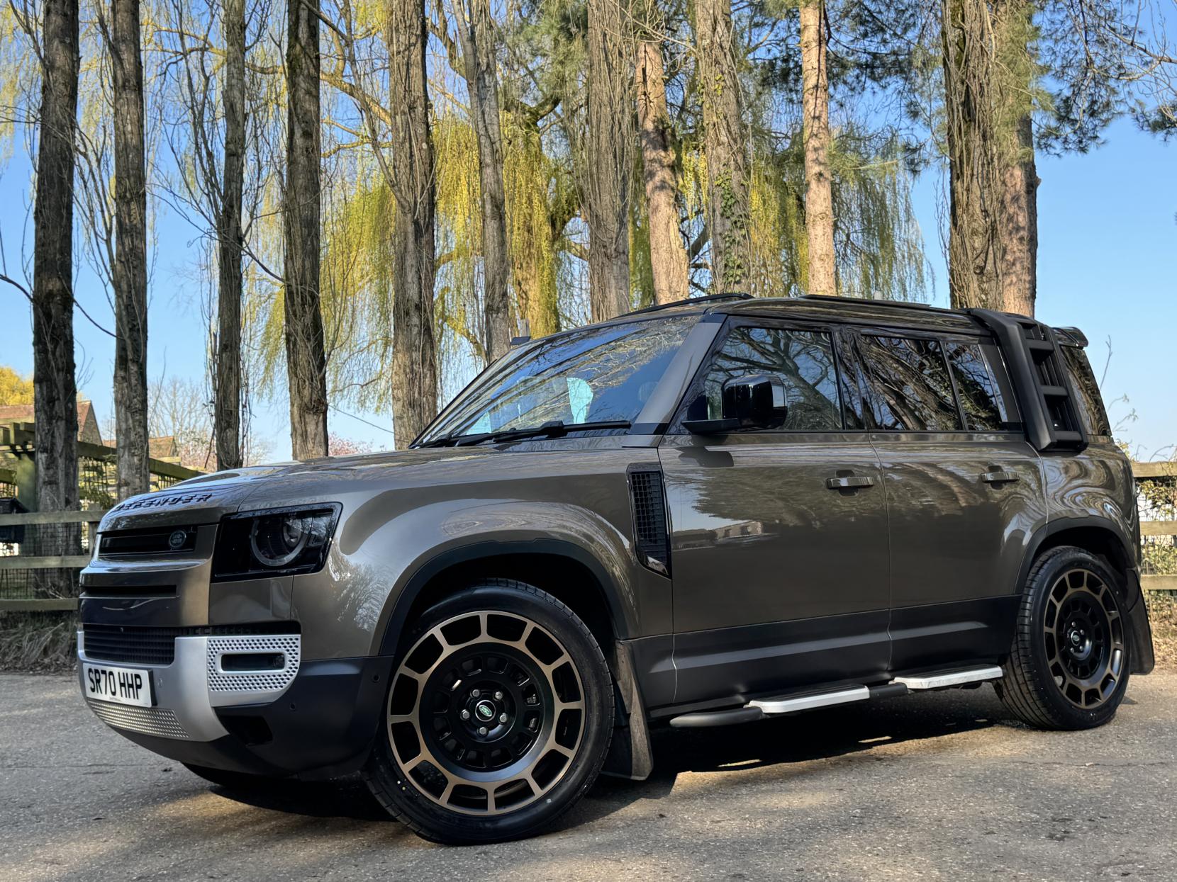 Land Rover Defender 110 2.0 SD4 First Edition SUV 5dr Diesel Auto 4WD Euro 6 (s/s) (240 ps)