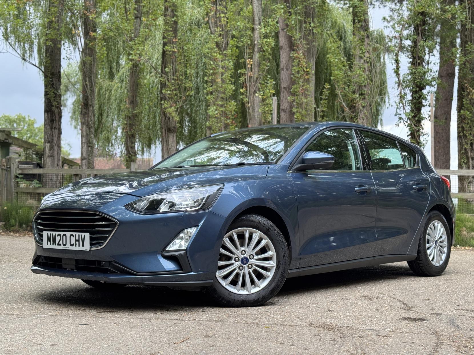 Ford Focus 1.0T EcoBoost Titanium Hatchback 5dr Petrol Auto Euro 6 (s/s) (125 ps)