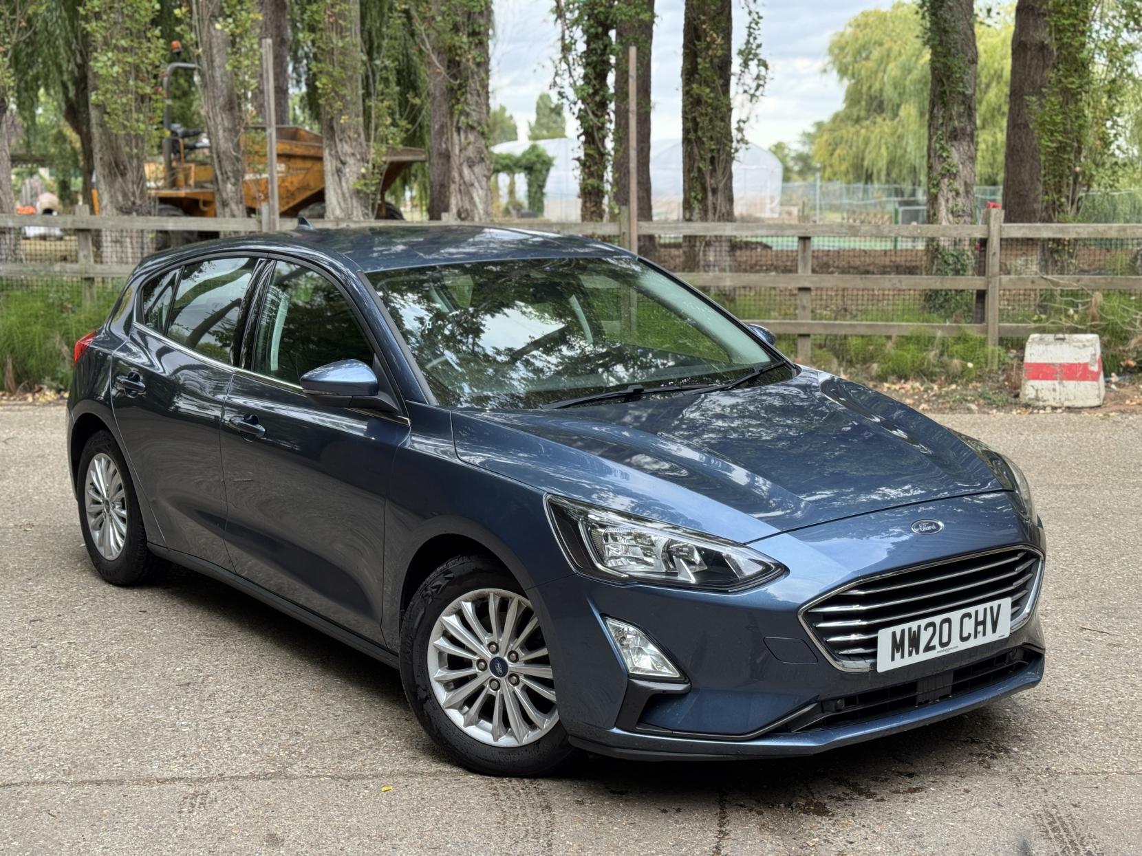 Ford Focus 1.0T EcoBoost Titanium Hatchback 5dr Petrol Auto Euro 6 (s/s) (125 ps)