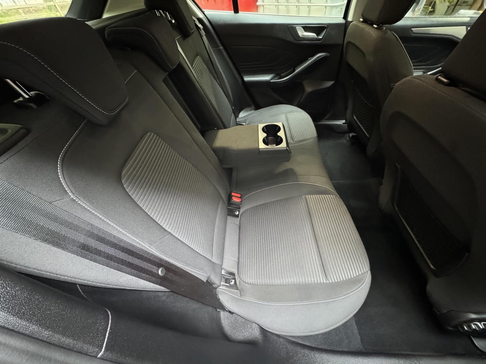 Ford Focus 1.0T EcoBoost Titanium Hatchback 5dr Petrol Auto Euro 6 (s/s) (125 ps)
