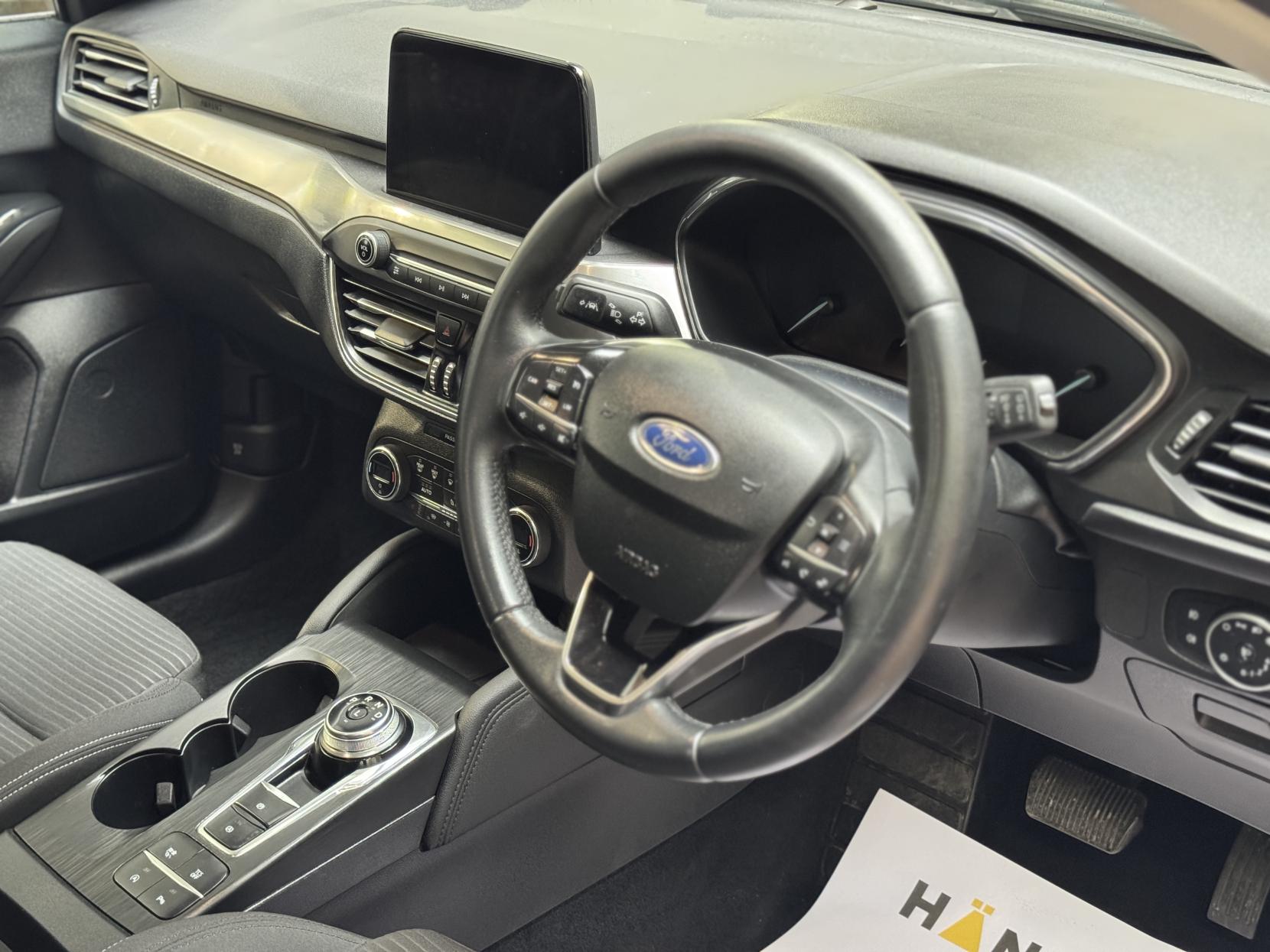 Ford Focus 1.0T EcoBoost Titanium Hatchback 5dr Petrol Auto Euro 6 (s/s) (125 ps)