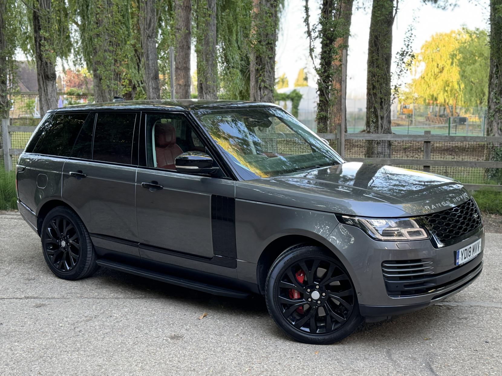 Land Rover Range Rover 4.4 SD V8 Vogue SE SUV 5dr Diesel Auto 4WD Euro 6 (s/s) (339 ps)