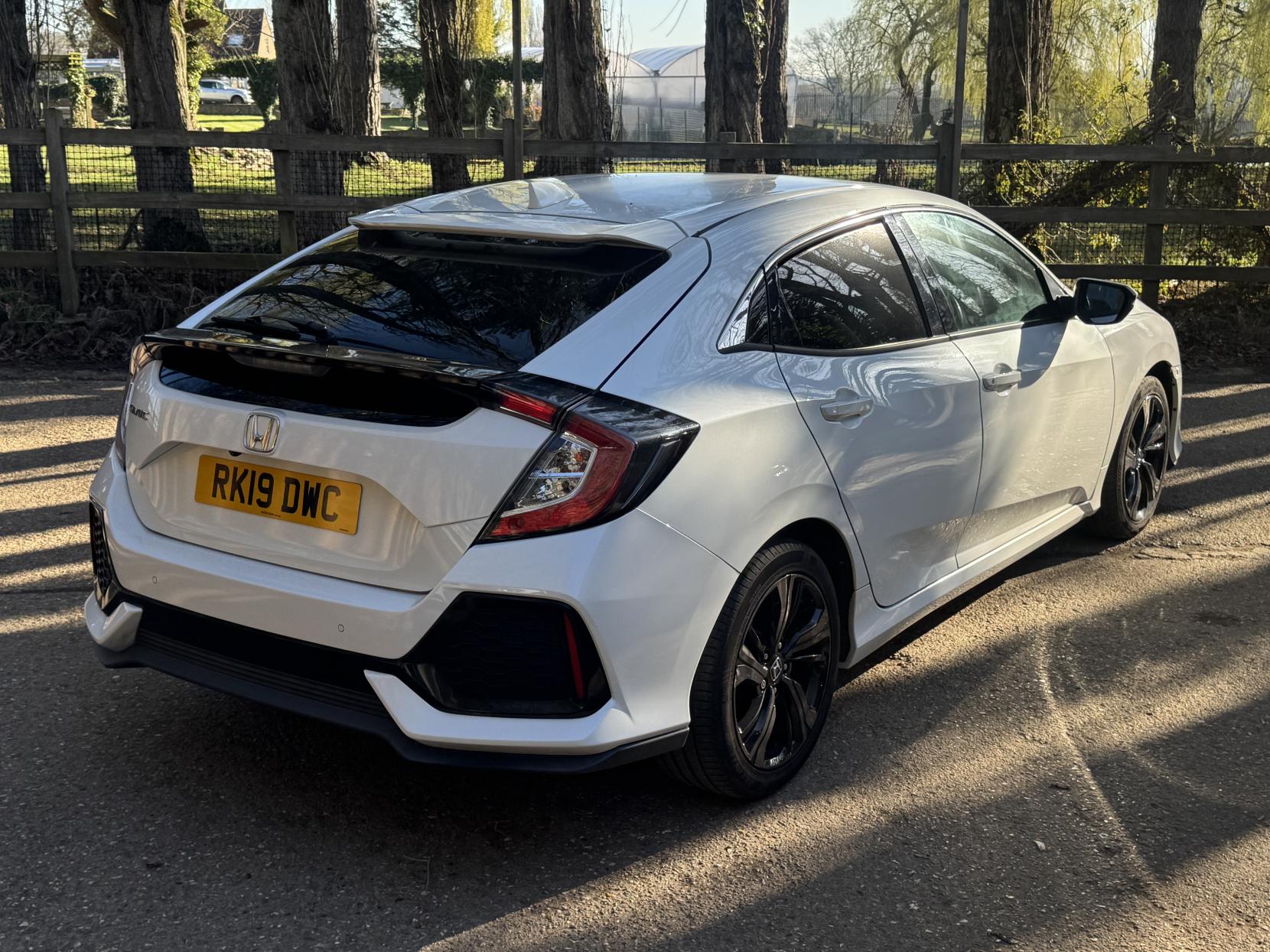 Honda Civic 1.0 VTEC Turbo SR Hatchback 5dr Petrol CVT Euro 6 (s/s) (126 ps)