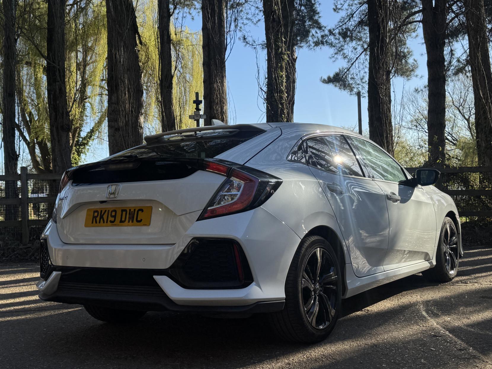 Honda Civic 1.0 VTEC Turbo SR Hatchback 5dr Petrol CVT Euro 6 (s/s) (126 ps)