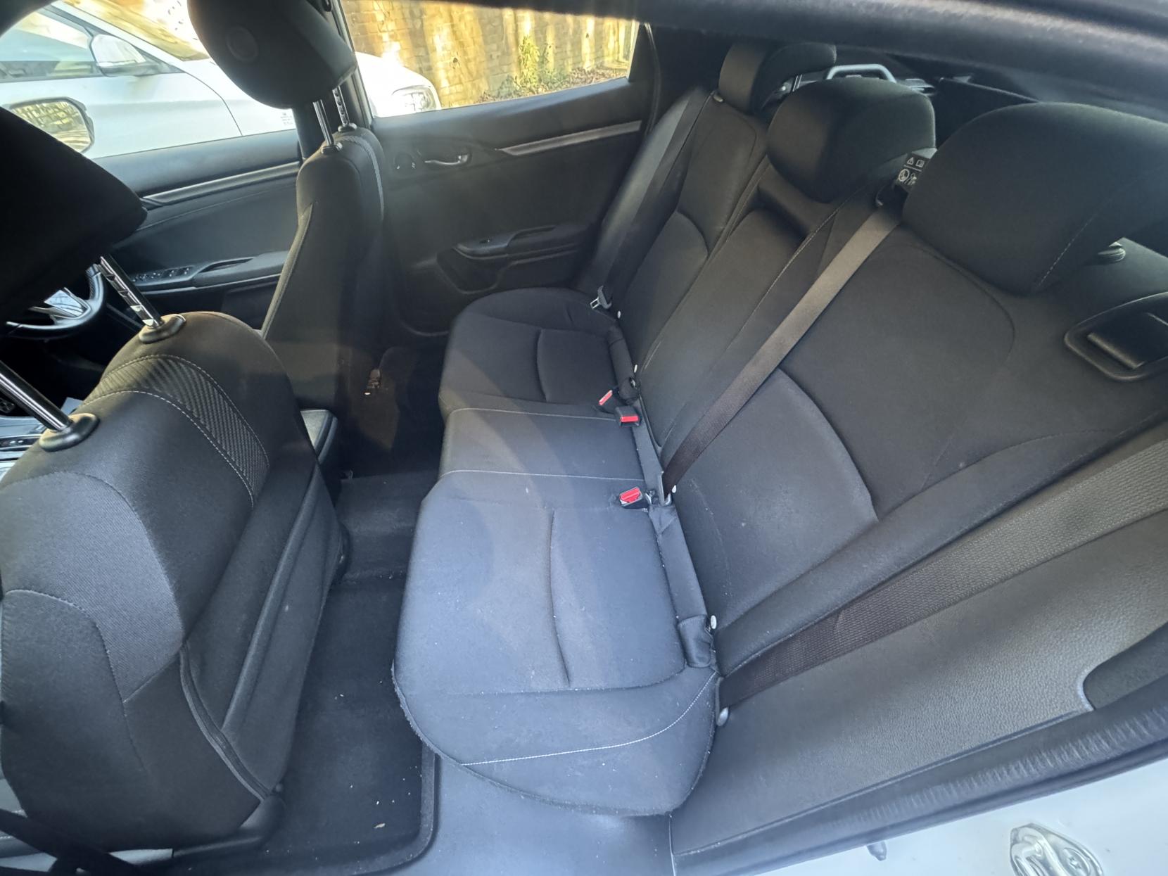 Honda Civic 1.0 VTEC Turbo SR Hatchback 5dr Petrol CVT Euro 6 (s/s) (126 ps)