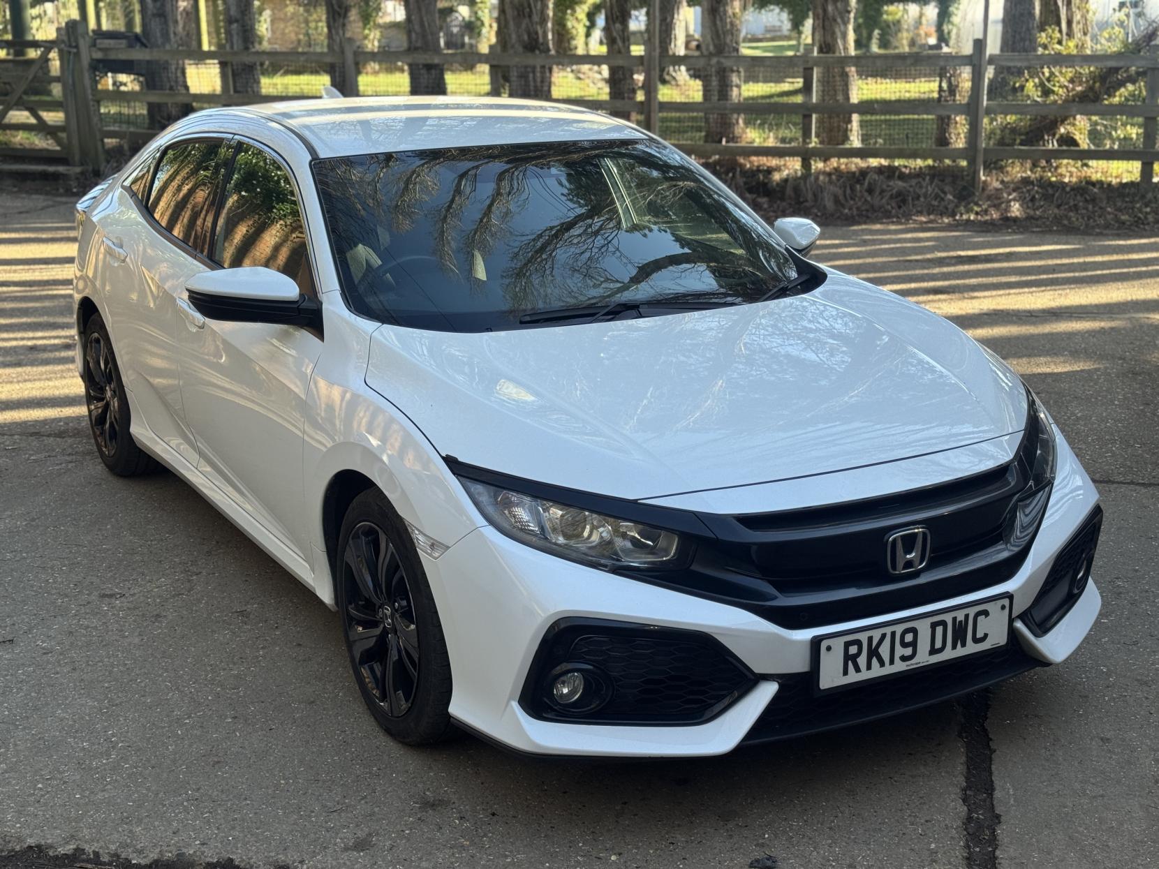 Honda Civic 1.0 VTEC Turbo SR Hatchback 5dr Petrol CVT Euro 6 (s/s) (126 ps)