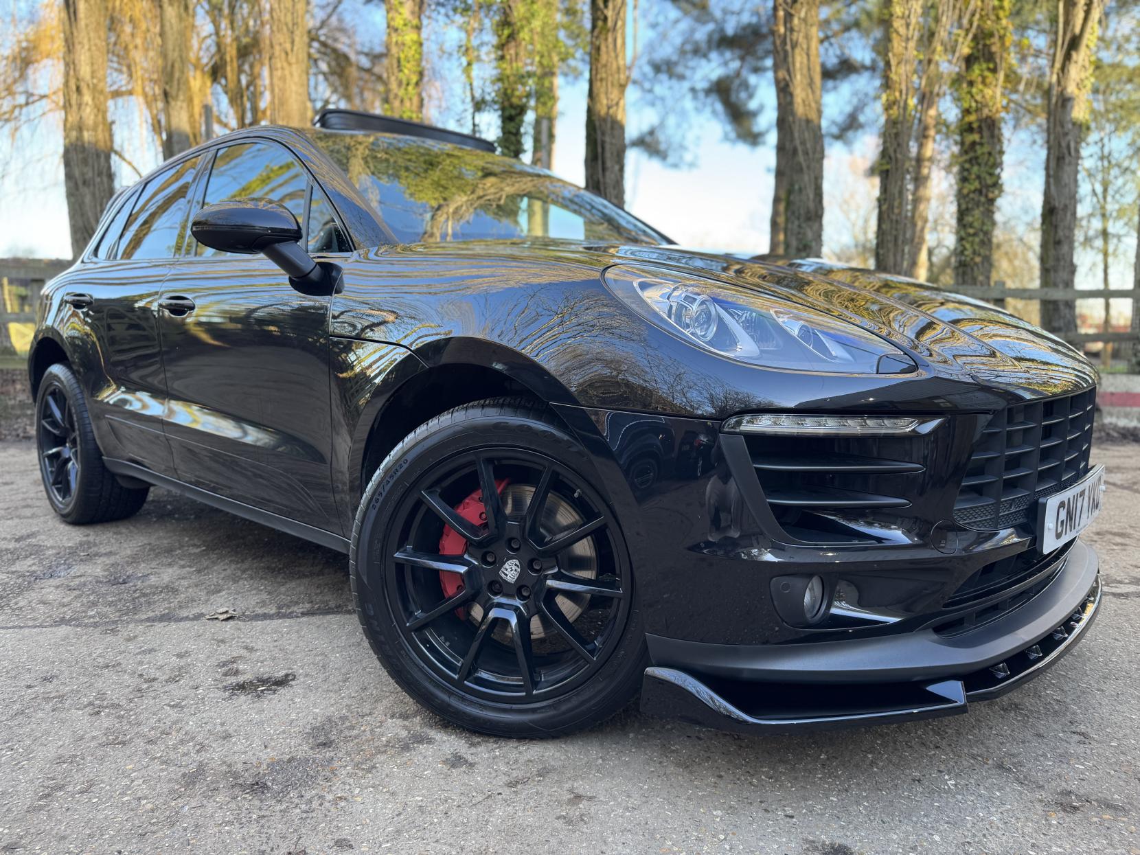 Porsche Macan 3.0 TD V6 S SUV 5dr Diesel PDK 4WD Euro 6 (s/s) (258 ps)