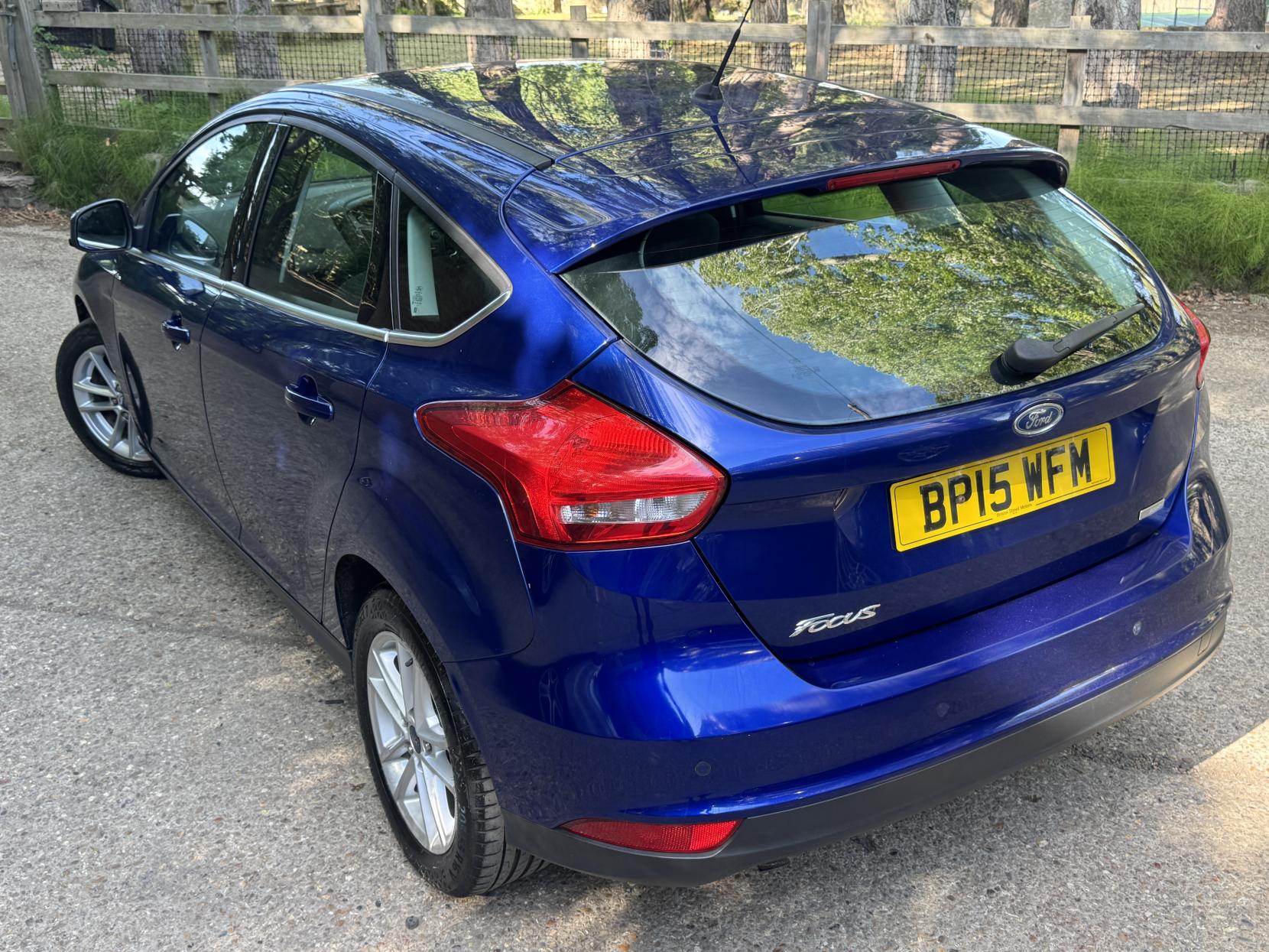 Ford Focus 1.0T EcoBoost Zetec Hatchback 5dr Petrol Manual Euro 6 (s/s) (125 ps)