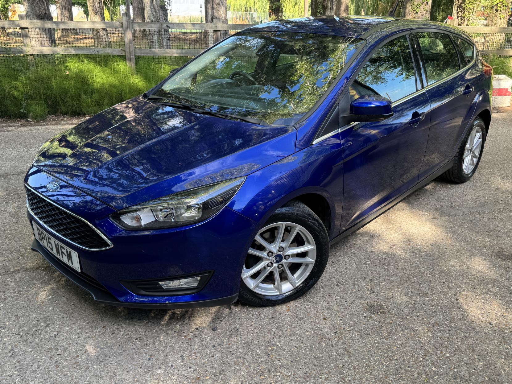 Ford Focus 1.0T EcoBoost Zetec Hatchback 5dr Petrol Manual Euro 6 (s/s) (125 ps)