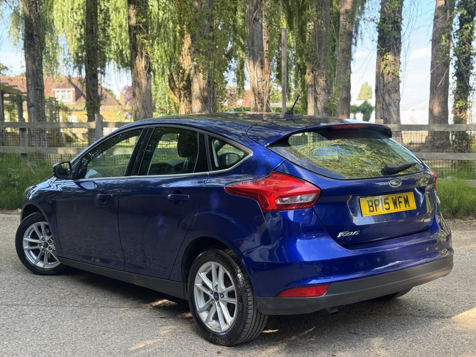 Ford Focus 1.0T EcoBoost Zetec Hatchback 5dr Petrol Manual Euro 6 (s/s) (125 ps)