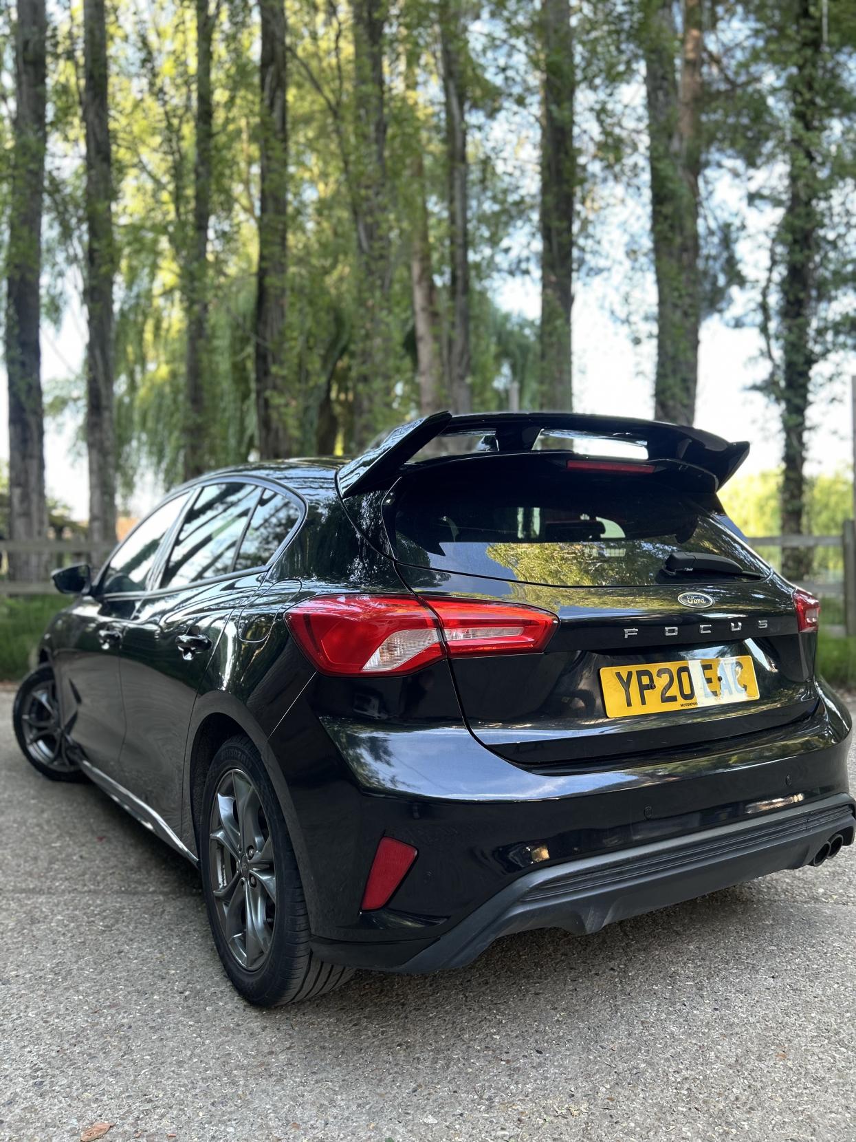 Ford Focus 1.0T EcoBoost ST-Line Hatchback 5dr Petrol Manual Euro 6 (s/s) (125 ps)