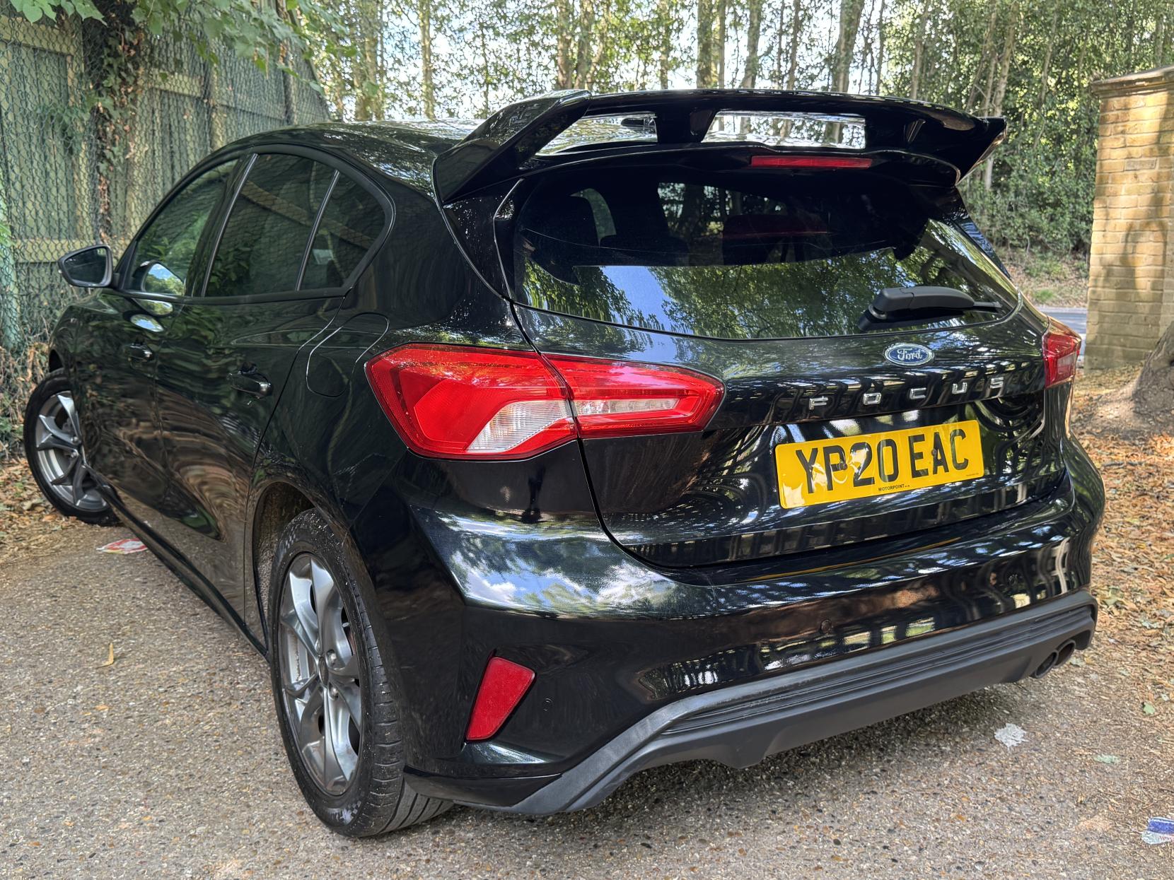 Ford Focus 1.0T EcoBoost ST-Line Hatchback 5dr Petrol Manual Euro 6 (s/s) (125 ps)