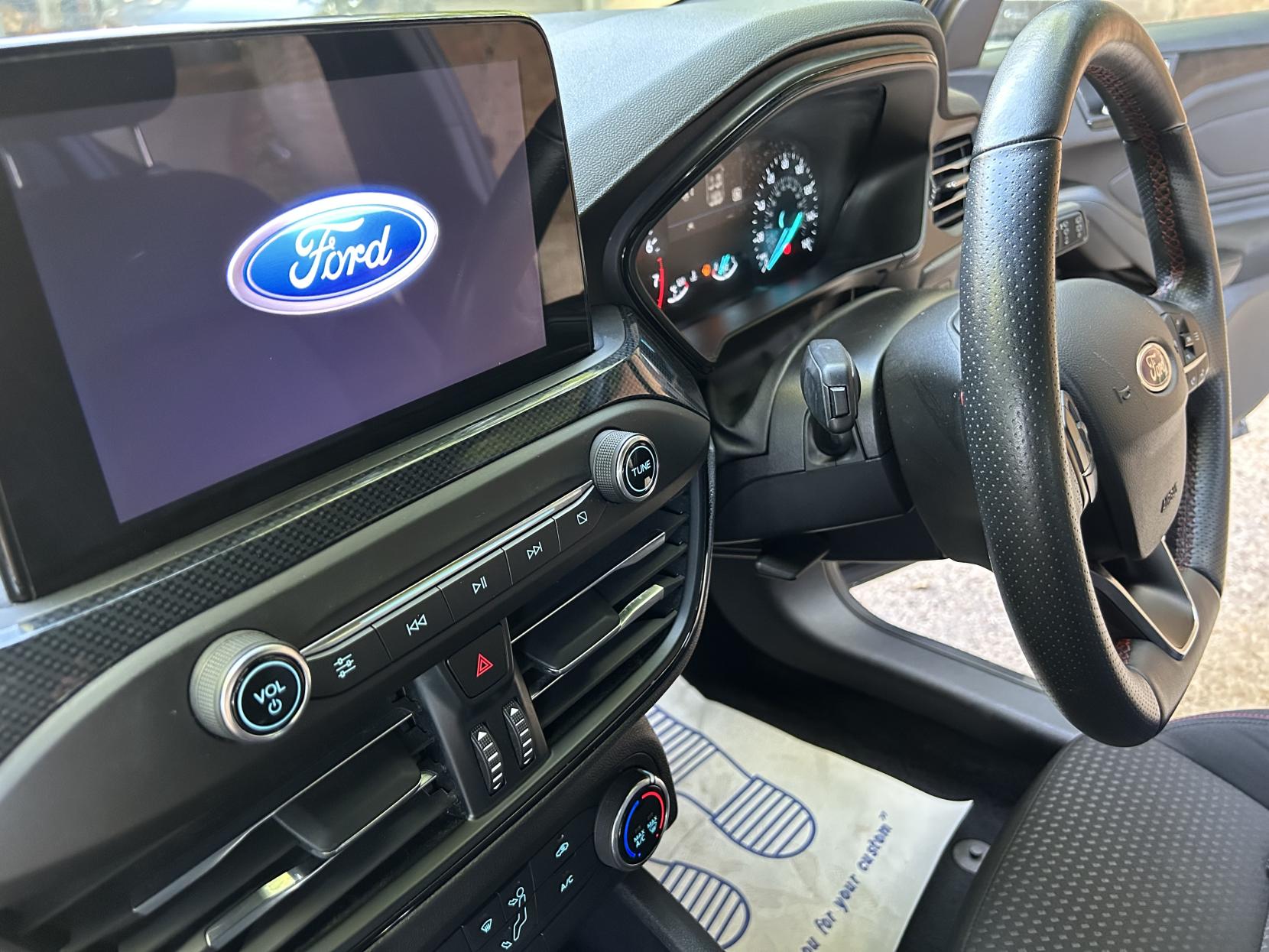 Ford Focus 1.0T EcoBoost ST-Line Hatchback 5dr Petrol Manual Euro 6 (s/s) (125 ps)