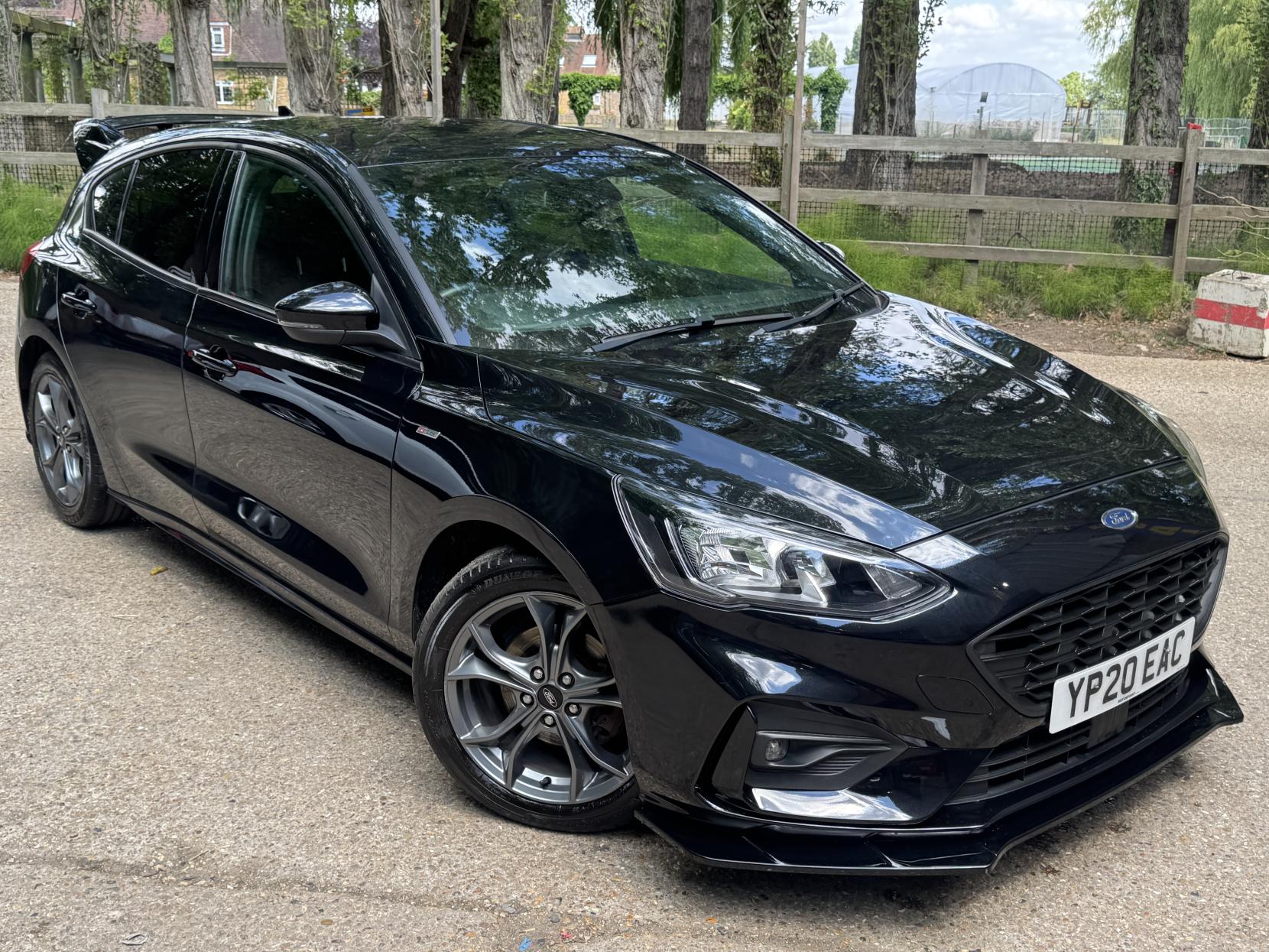 Ford Focus 1.0T EcoBoost ST-Line Hatchback 5dr Petrol Manual Euro 6 (s/s) (125 ps)