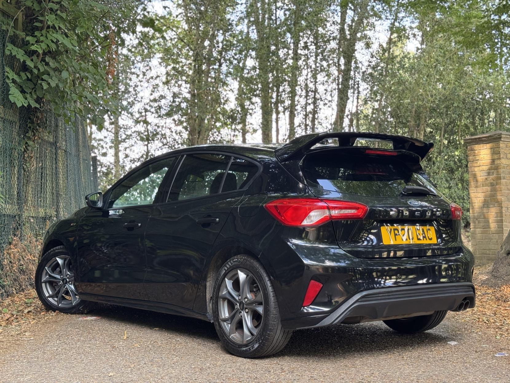 Ford Focus 1.0T EcoBoost ST-Line Hatchback 5dr Petrol Manual Euro 6 (s/s) (125 ps)