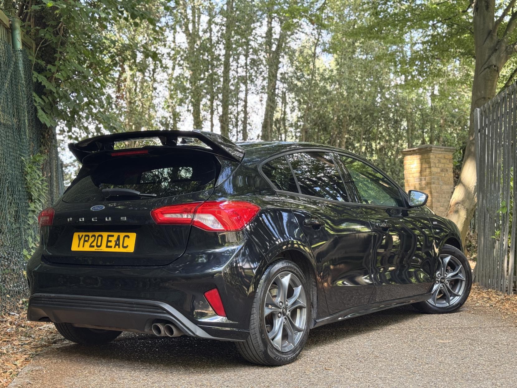 Ford Focus 1.0T EcoBoost ST-Line Hatchback 5dr Petrol Manual Euro 6 (s/s) (125 ps)
