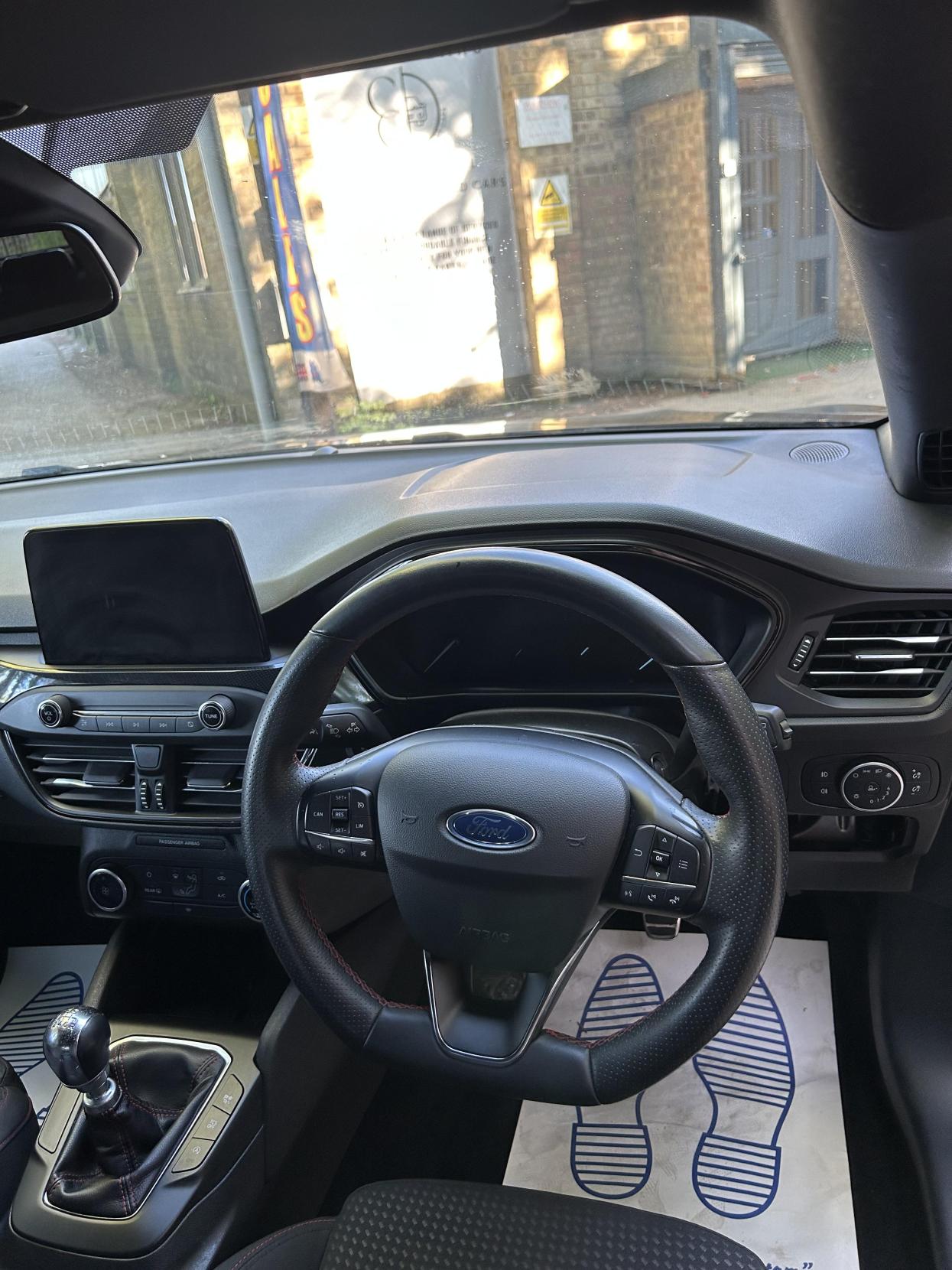 Ford Focus 1.0T EcoBoost ST-Line Hatchback 5dr Petrol Manual Euro 6 (s/s) (125 ps)