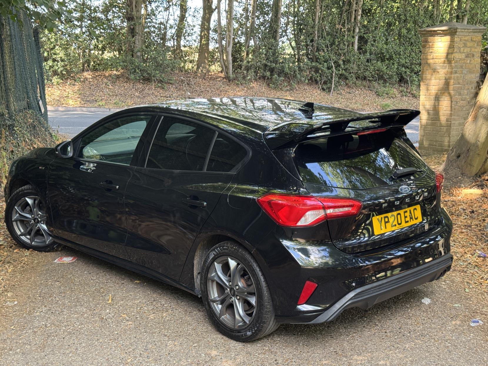 Ford Focus 1.0T EcoBoost ST-Line Hatchback 5dr Petrol Manual Euro 6 (s/s) (125 ps)